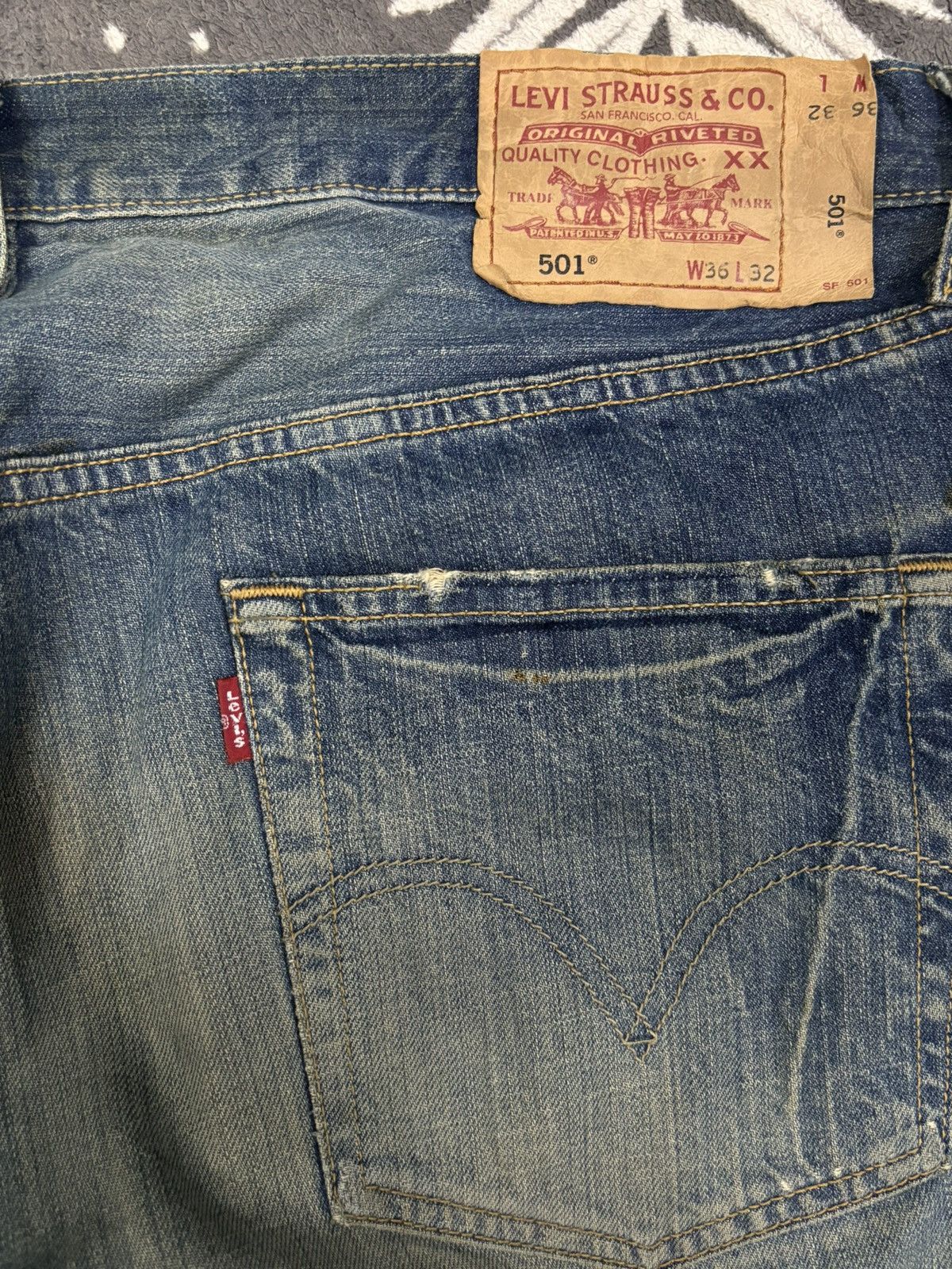 Levi's Vintage 90s Levis 501 Mud Wash Loose Fit Distressed Jeans Size US 36 / EU 52 - 12 Thumbnail