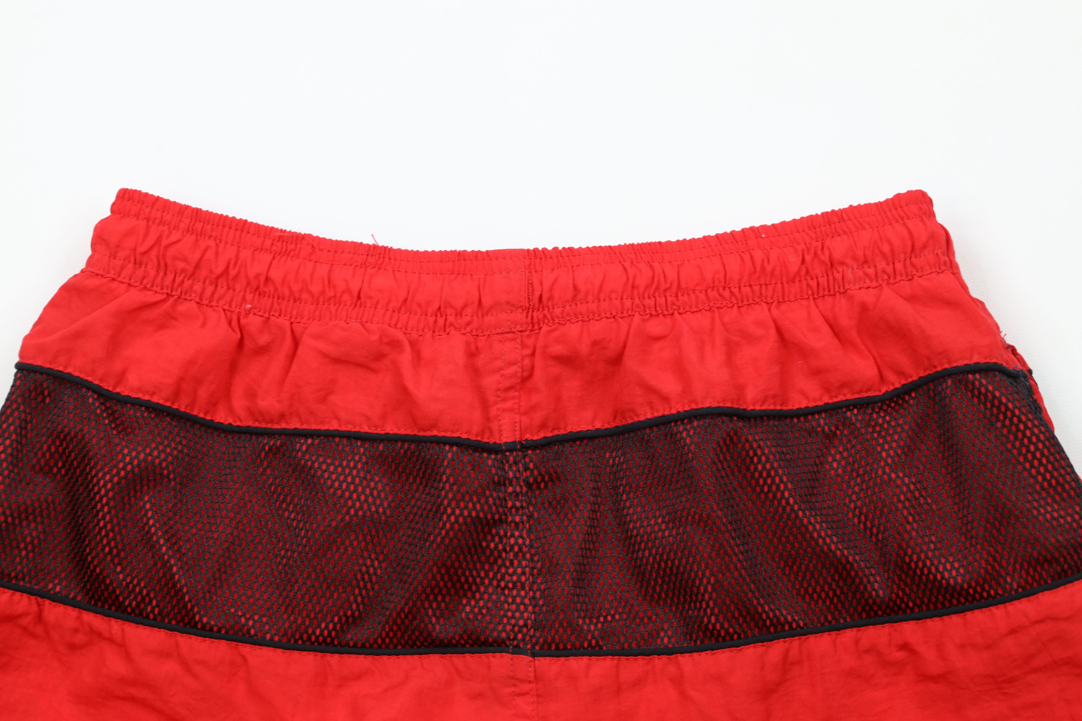 Vintage Vintage 90s Streetwear Lined Shorts Swim Trunks Red Size US 32 / EU 48 - 9 Thumbnail