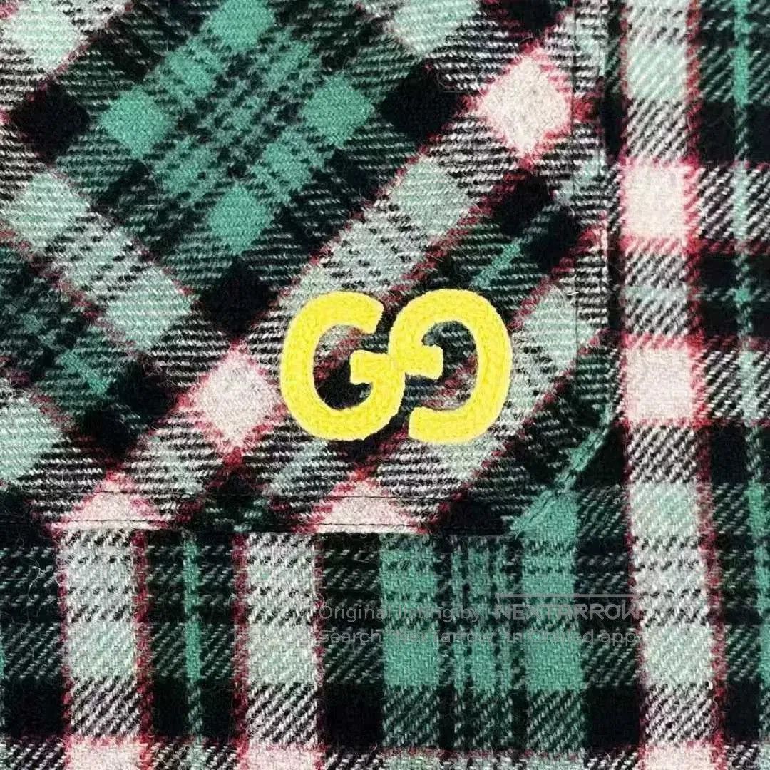 Gucci gucci green plaid long coat with pearl collar. Size L / US 10 / IT 46 - 5 Thumbnail