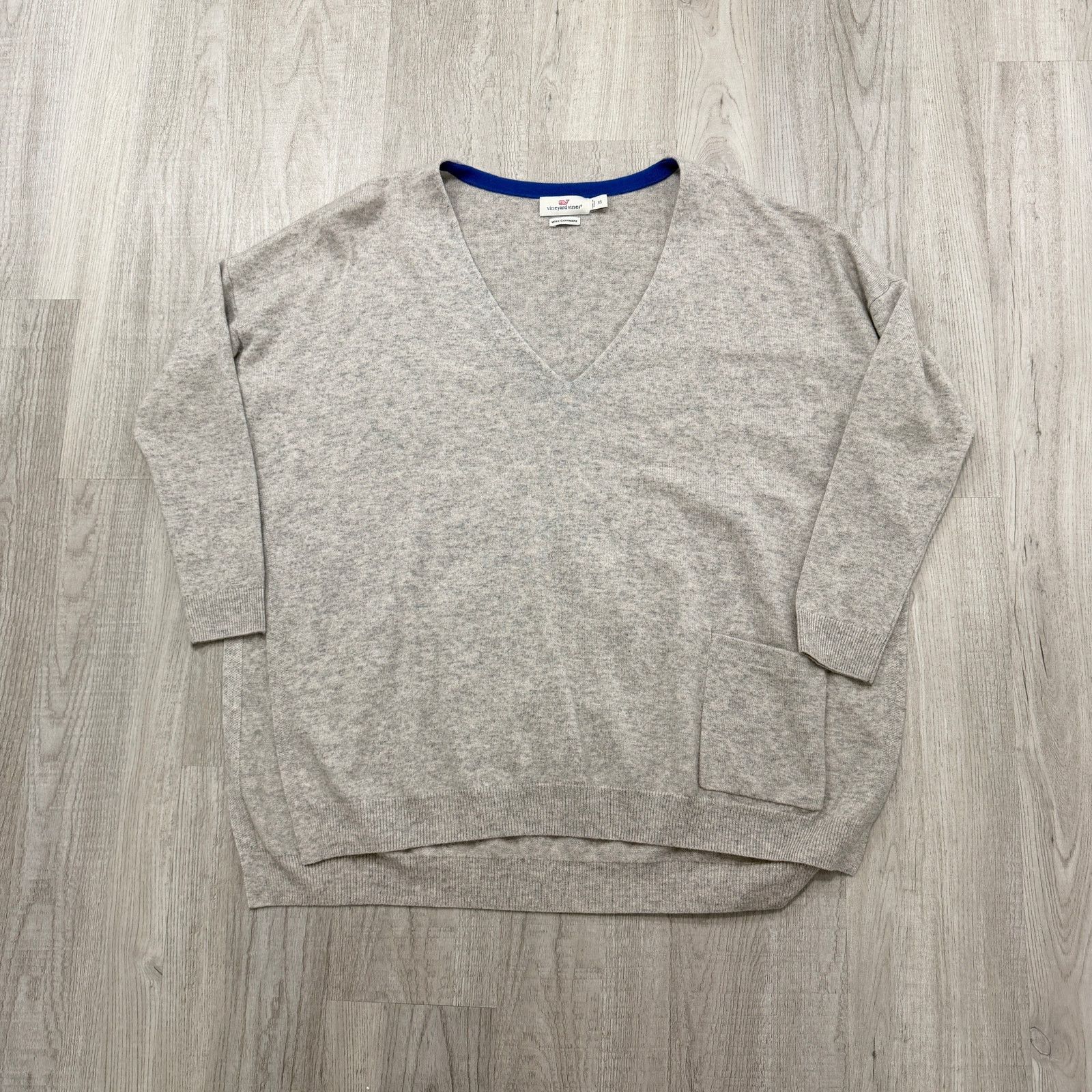 Vineyard Vines Vineyard Vines Sweater Womens Extra Small Gray Wool Cashmere Size XS / US 0-2 / IT 36-38 - 1 Thumbnail