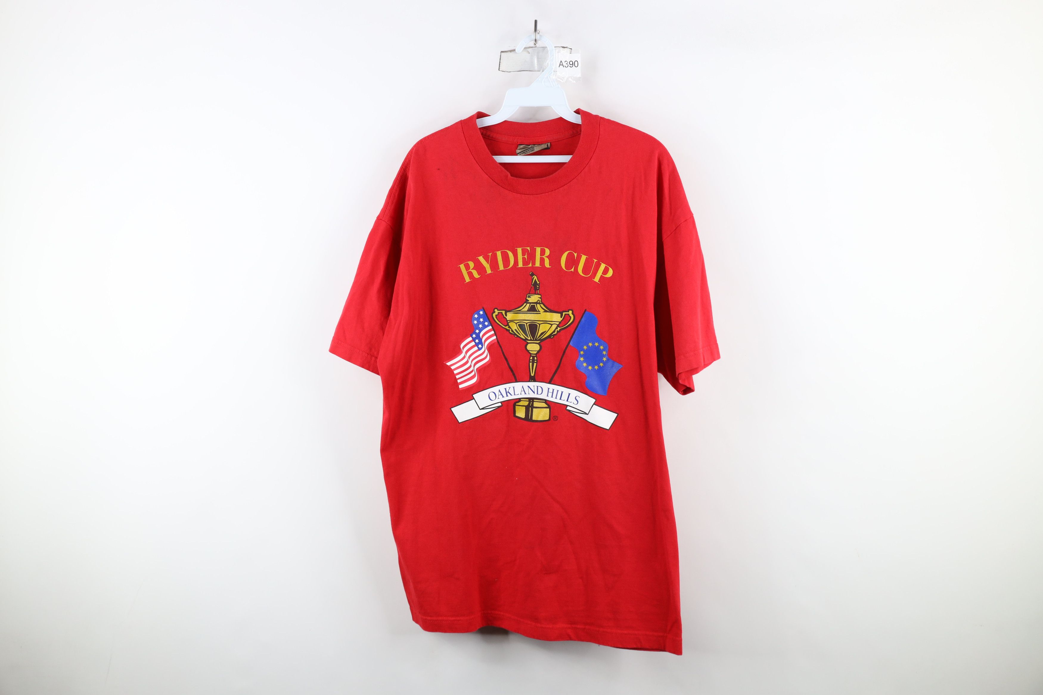 Vintage Vintage Y2K 2004 Cup Oakland Hills Golf Golfing T-Shirt Red Size US XL / EU 56 / 4 - 1 Thumbnail