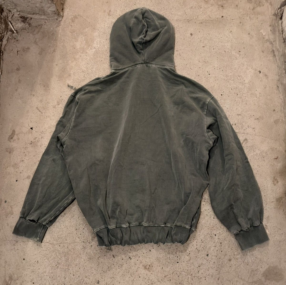 Carhartt Carhartt vintage hoodie baggy Size US L / EU 52-54 / 3 - 4 Thumbnail