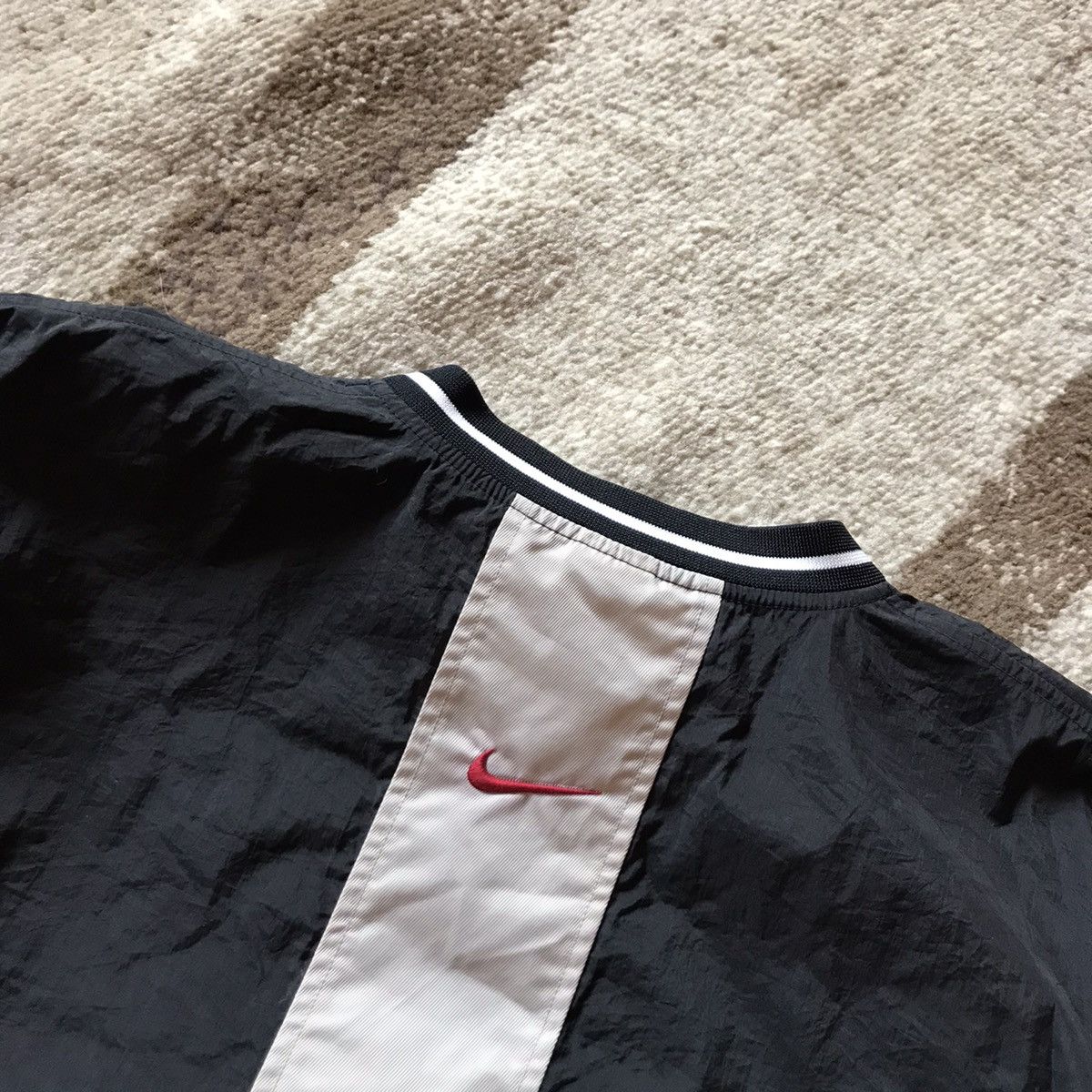Nike × Vintage Vintage Y2K Nike Heavy Nylon Drill Black Sweatshirt size S/M Size US S / EU 44-46 / 1 - 5 Thumbnail