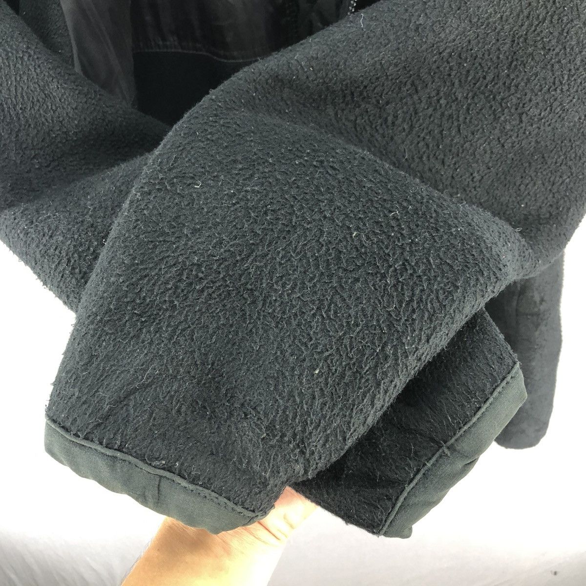 DKNY DKNY Donna Karan Back Spellout Zipper Fleece Jacket Size US XL / EU 56 / 4 - 11 Thumbnail
