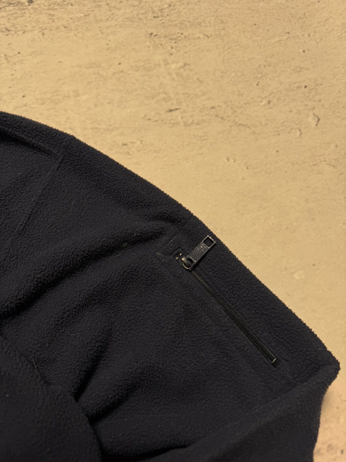 Nike × Vintage NIKE TEDDY FLEECE VINTAGE CENTER LOGO OVERSIZE BOXY HOODIE Size US S / EU 44-46 / 1 - 4 Thumbnail