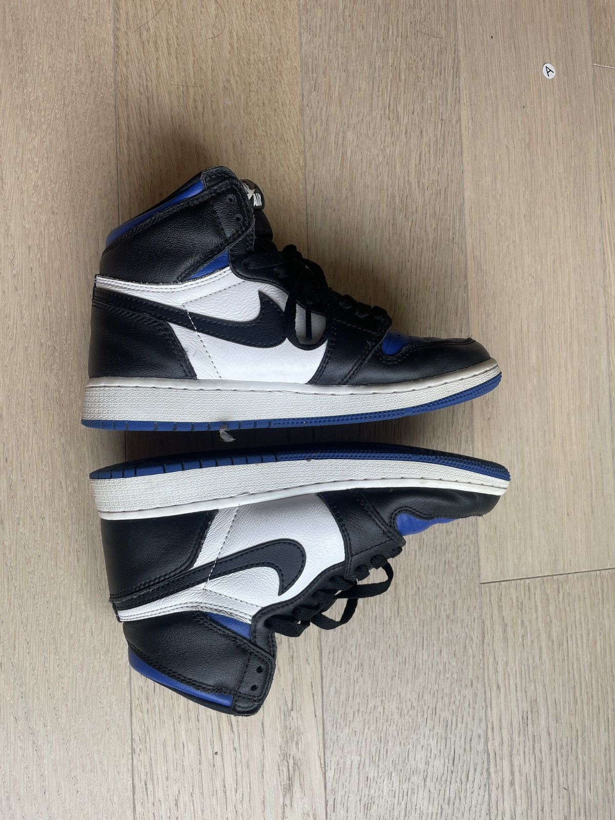 Jordan Brand Jordan 1 Retro High Royal Toe Size US 4.5 / IT 34.5 - 5 Thumbnail