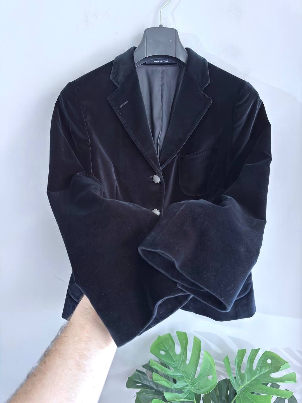 Tagliatore Tagliatore Women's Navy Velvet Blazer Made in Italy, 46/S Size S / US 4 / IT 40 - 8 Thumbnail