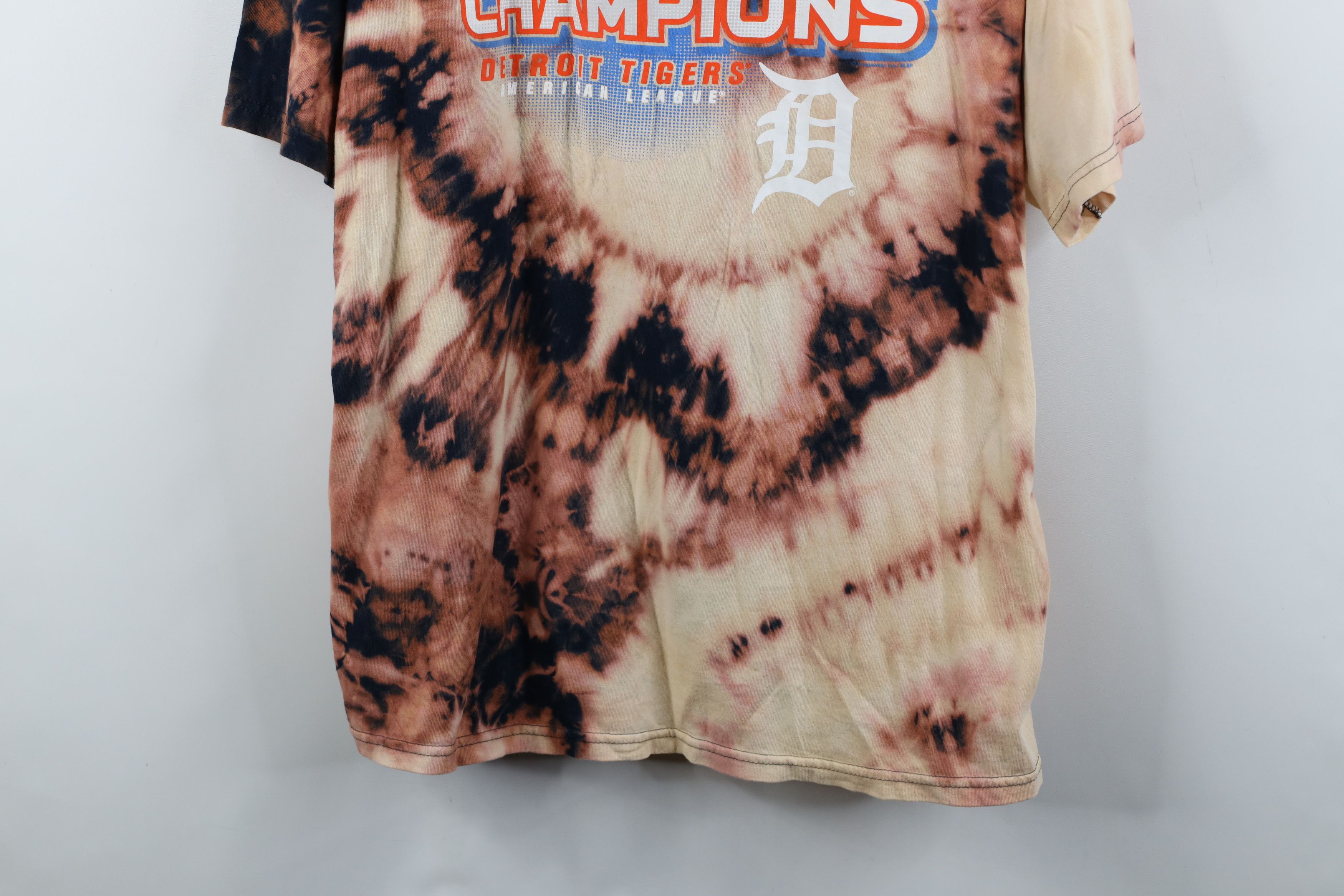 Vintage Y2K Acid Wash Detroit Tigers Baseball Short Sleeve T-Shirt Size US XXL / EU 58 / 5 - 3 Thumbnail