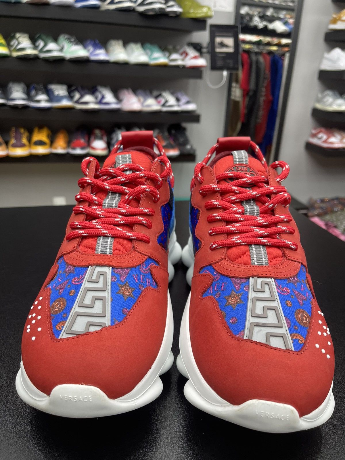 Versace Size 8US/41 - Versace $1075 Red/Blue Barocco Chain Reaction Size US 8 / EU 41 - 2 Thumbnail