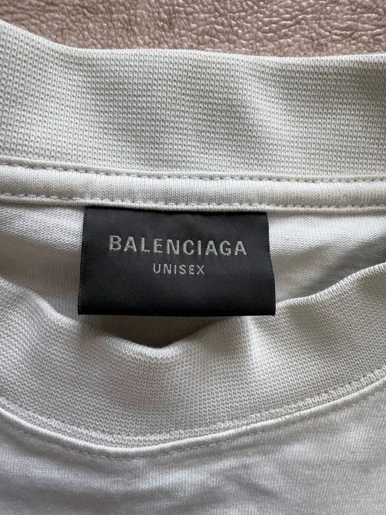Balenciaga Balenciaga Logo Tape Wave Short Sleeve T-Shirt. Size US XXL / EU 58 / 5 - 4 Thumbnail