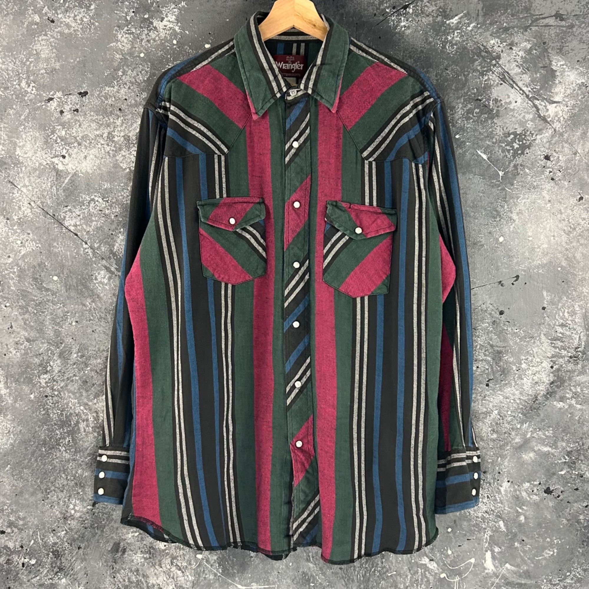 Wrangler Vintage 1990’s Wrangler pearl snap shirt Size US XL / EU 56 / 4 - 1 Thumbnail