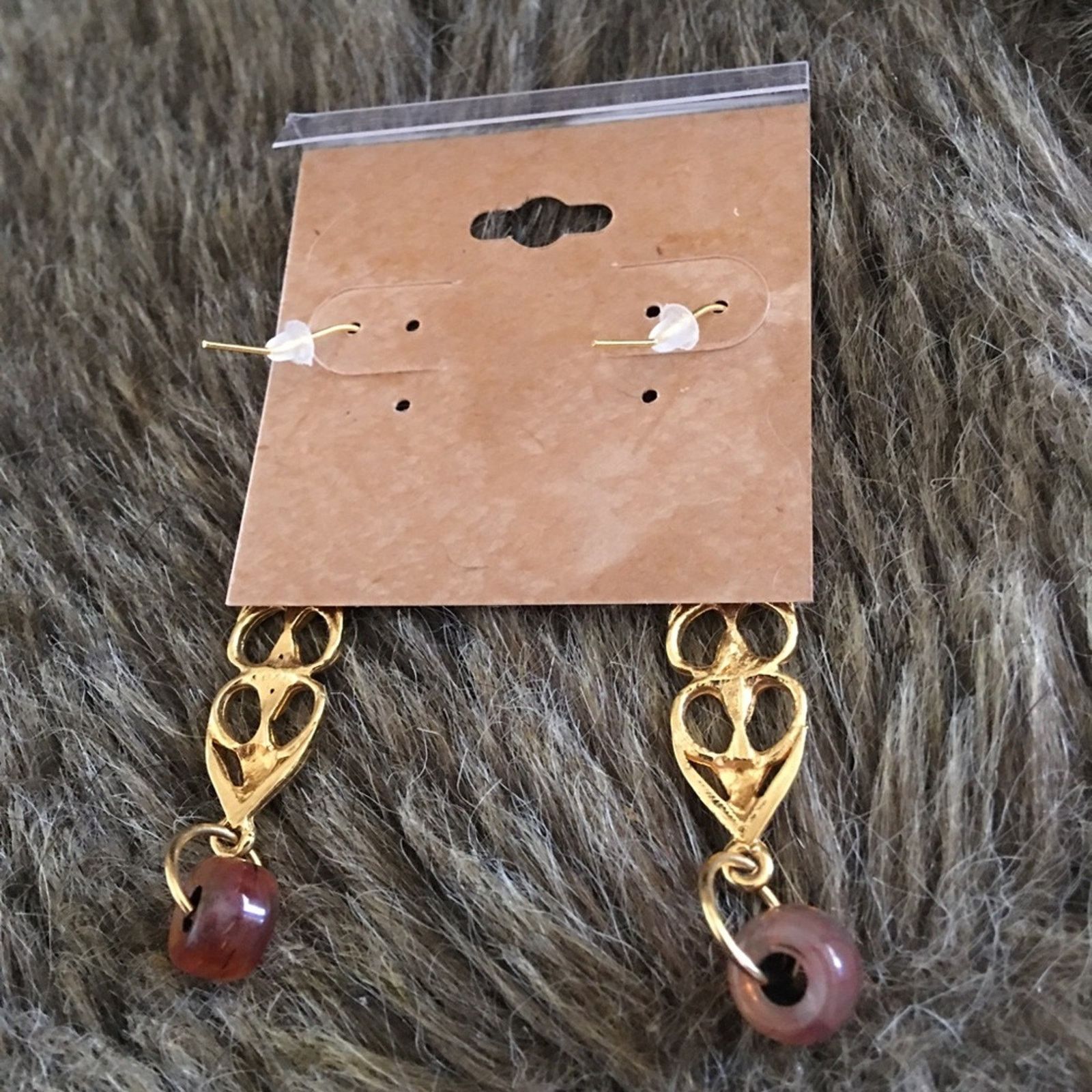 Jewelry Heart filigree design glass bead drop earrings Size ONE SIZE - 5 Thumbnail