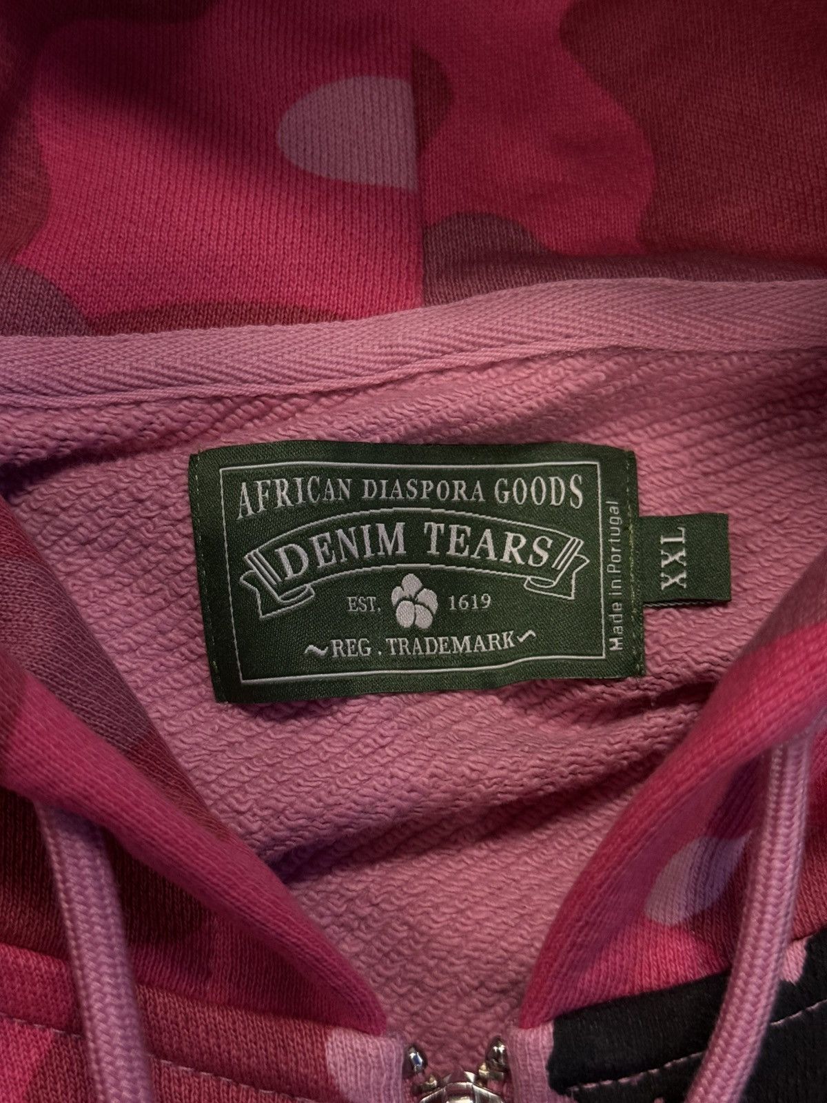 DENIM TEARS Denim Tears Camo Cotton Wreath Hoodie Pink Size XXL NEW Size US XXL / EU 58 / 5 - 5 Thumbnail