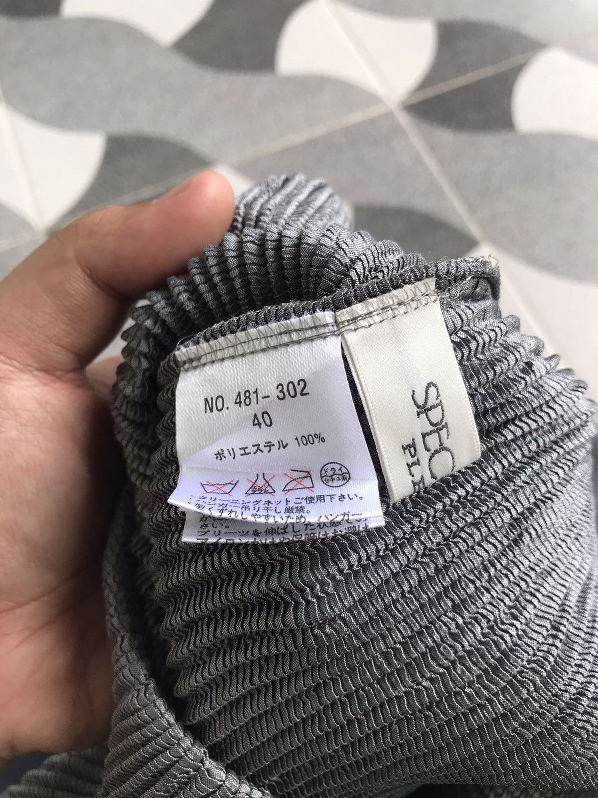 Issey Miyake Nice Spechio Pleats Pants Size US 30 / EU 46 - 4 Thumbnail