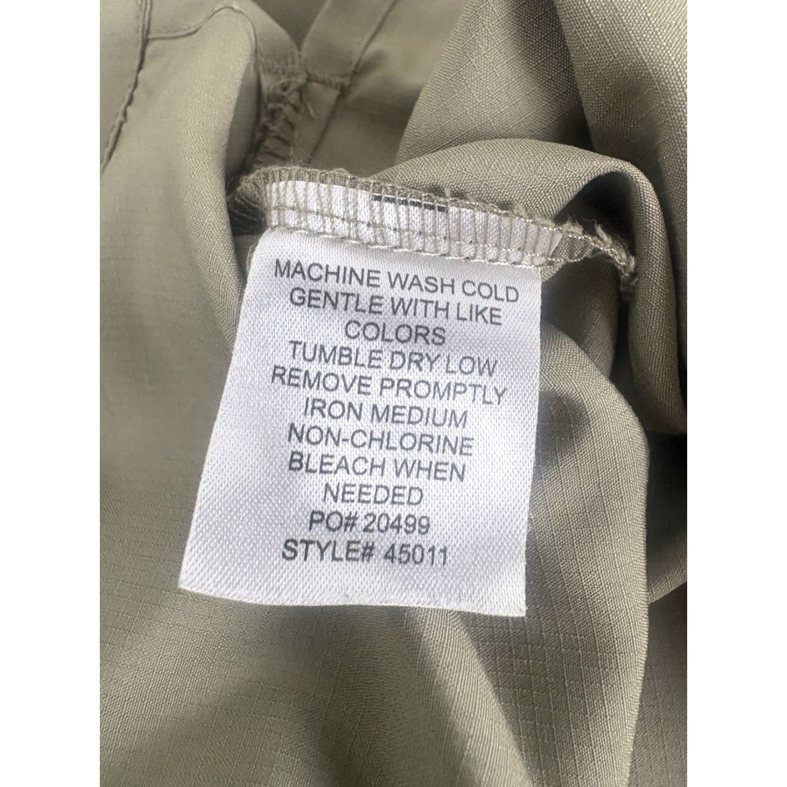 Greats Great Smoky Mtn Ass Beige Outdoors Fishing Button Up Men’s Size XL Vietnam Size US XL / EU 56 / 4 - 8 Thumbnail