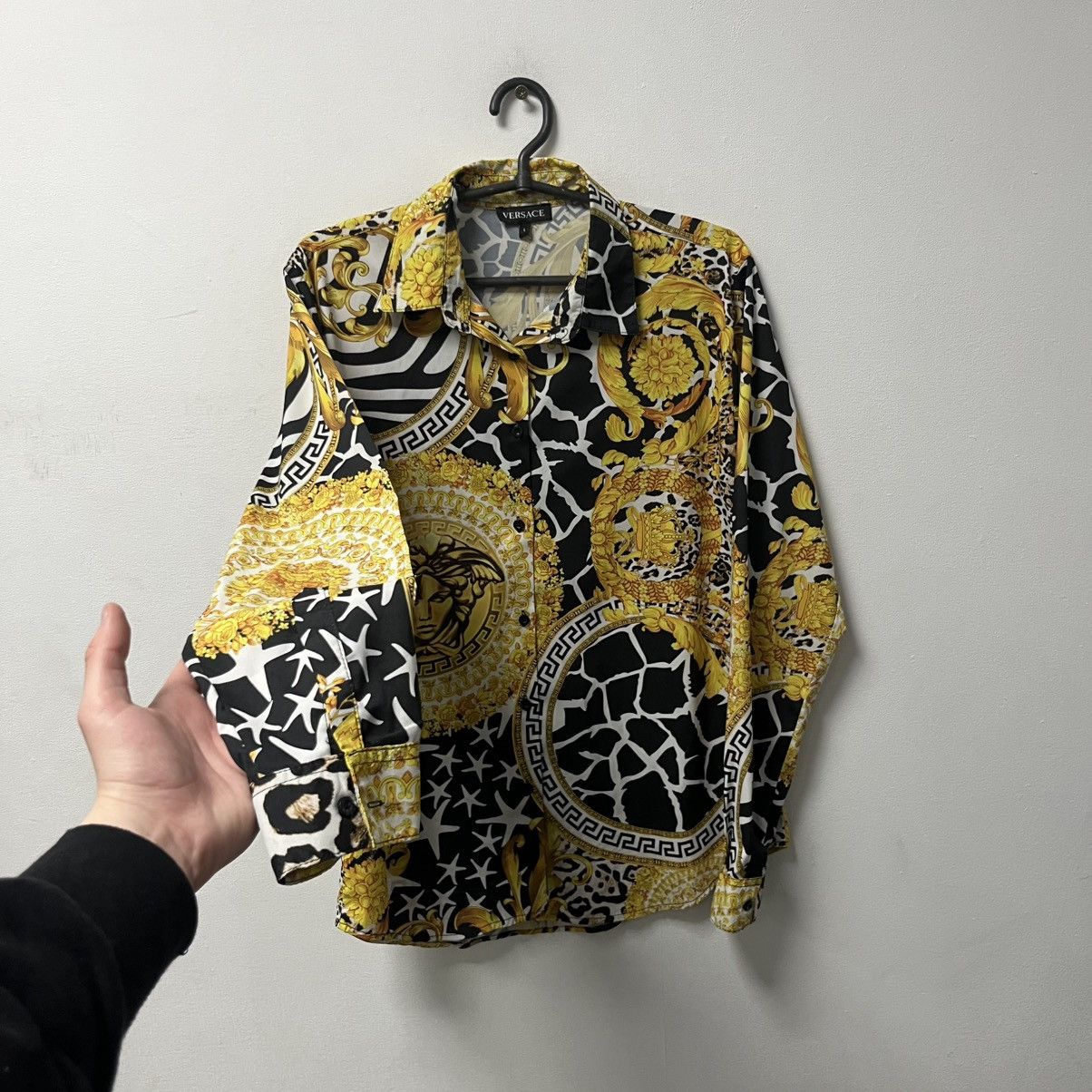 Versace Versace Shirt Size US L / EU 52-54 / 3 - 3 Thumbnail