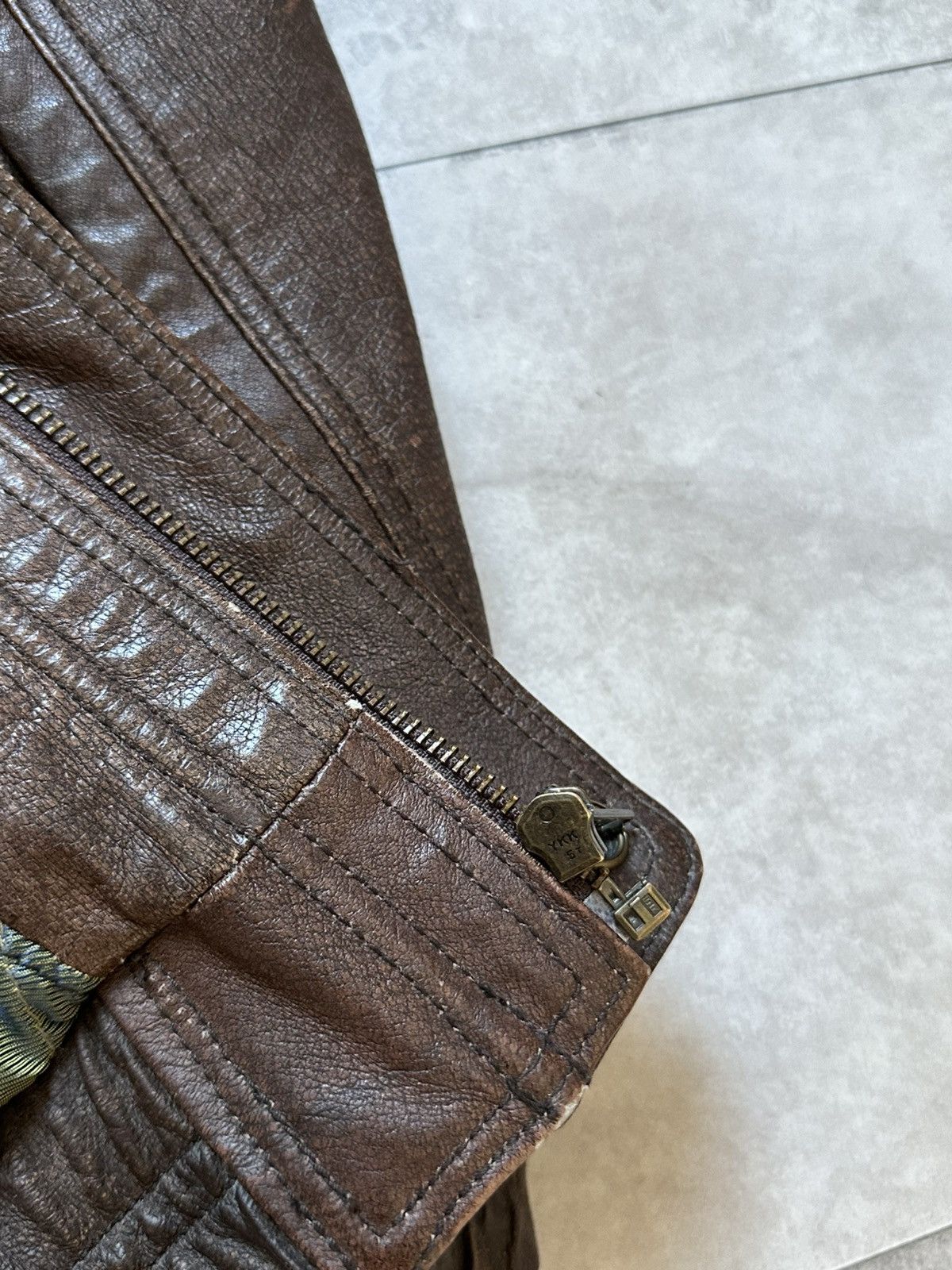 Genuine Leather × Vintage Vintage Brown Leather Bomber Avant Garde Transformer Jacket Size US L / EU 52-54 / 3 - 11 Thumbnail