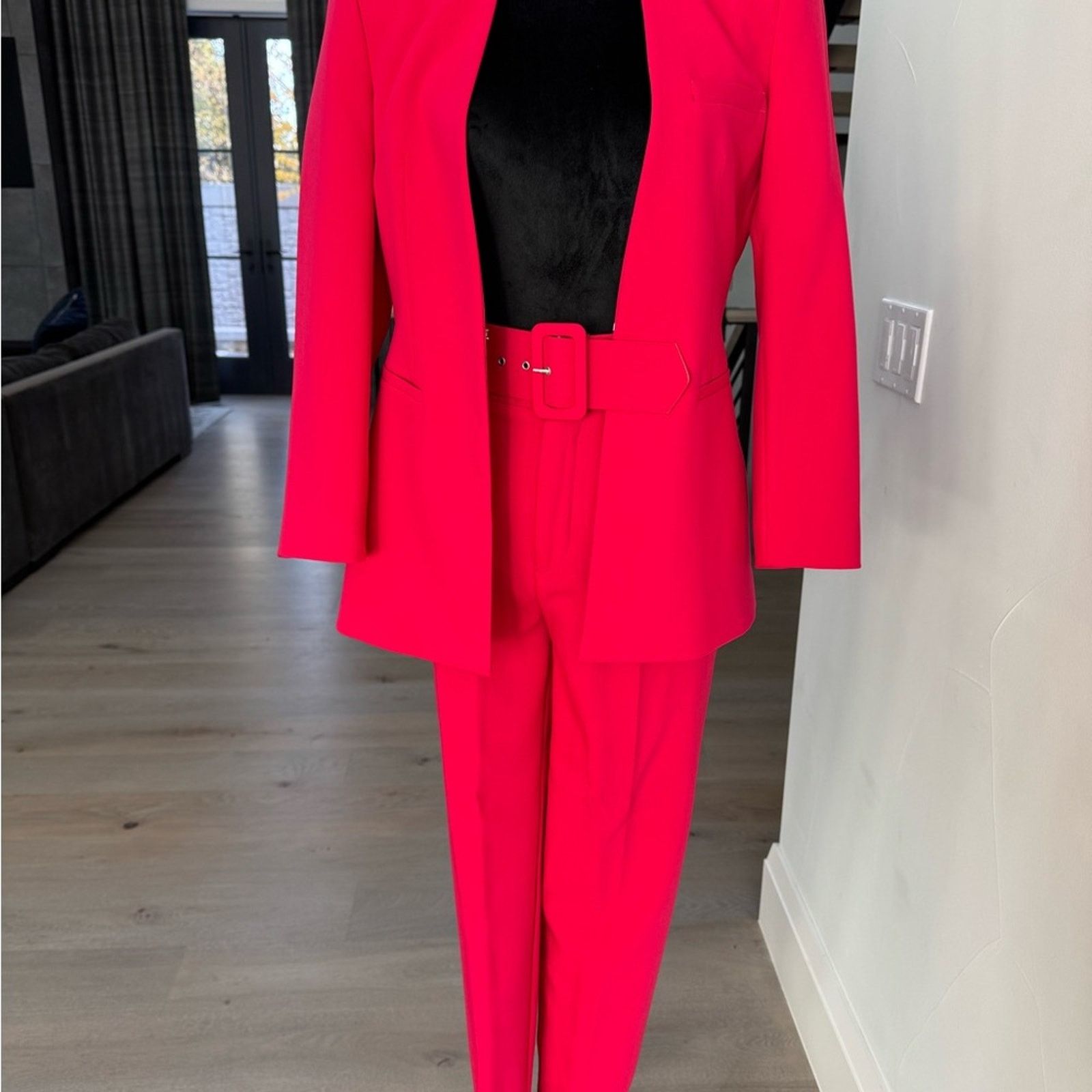 Other Vibrant Pink Suit Set size S Size S / US 4 / IT 40 - 6 Thumbnail