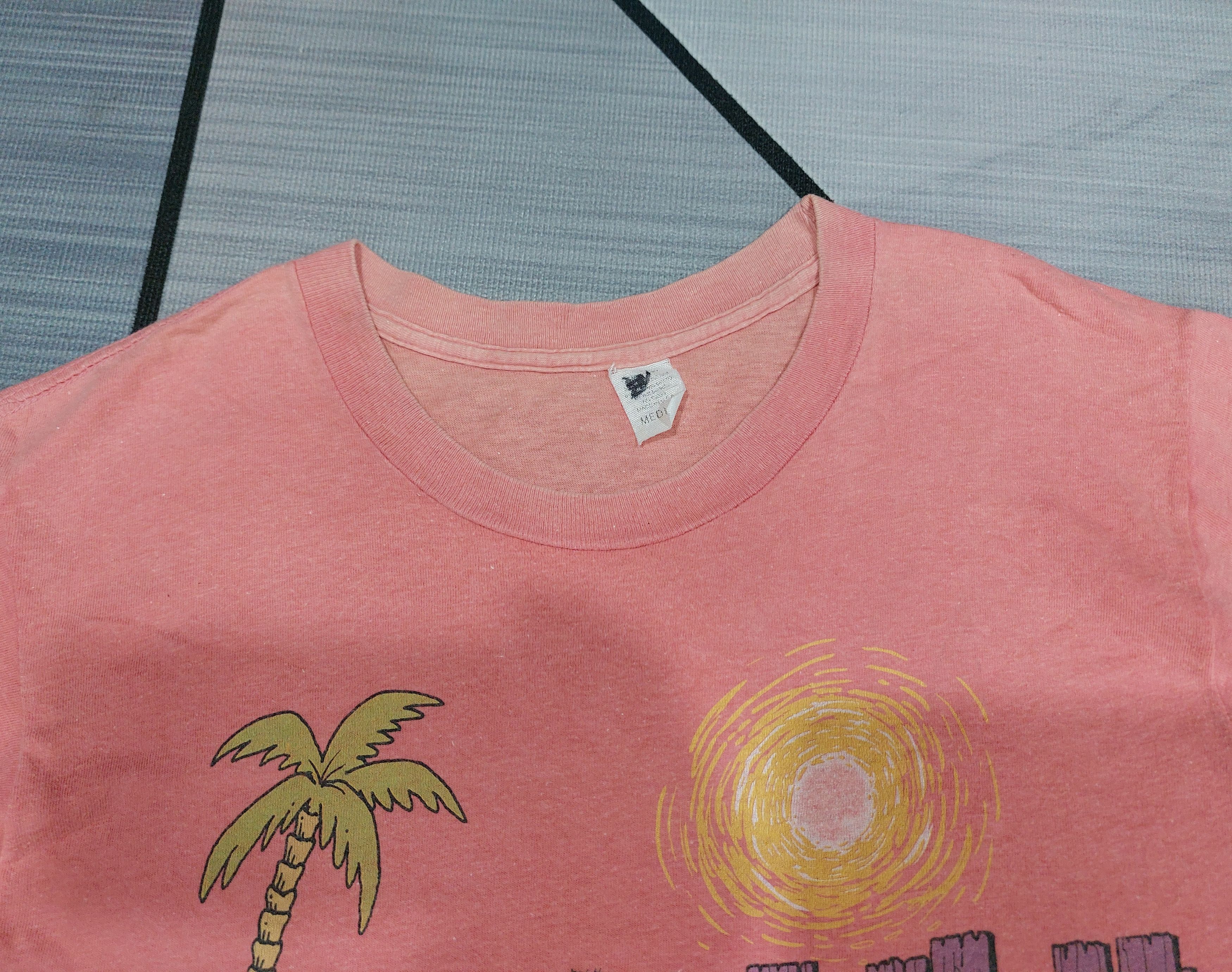 Vintage VINTAGE 80'S T&C FOREVER SURF DESIGN HAWAII SUN FADED Size US S / EU 44-46 / 1 - 8 Thumbnail
