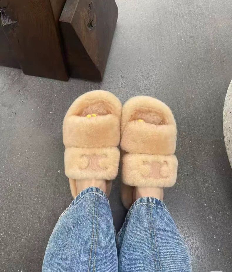 Celine Celine Arc de Triomphe Fur Slippers Size US 4.5 / IT 34.5 - 2 Thumbnail