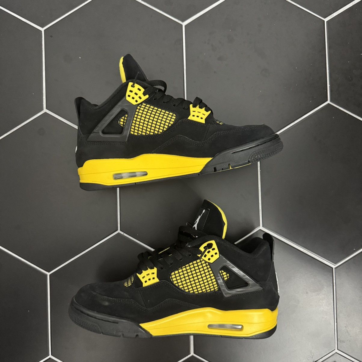 Jordan 4 Yellow Thunder