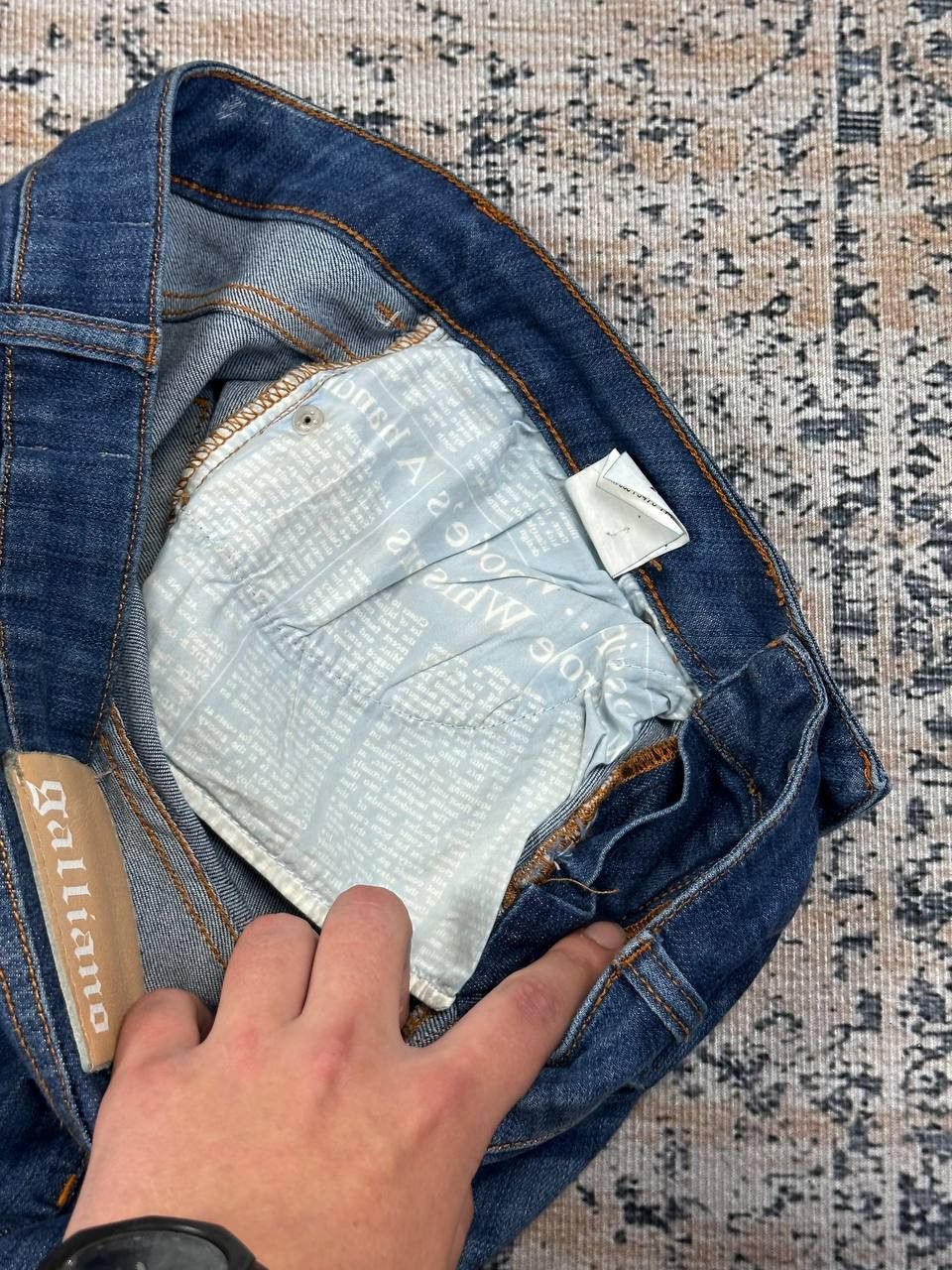 John Galliano John Galliano Newspaper Blue Slim Jeans Size US 29 - 10 Thumbnail