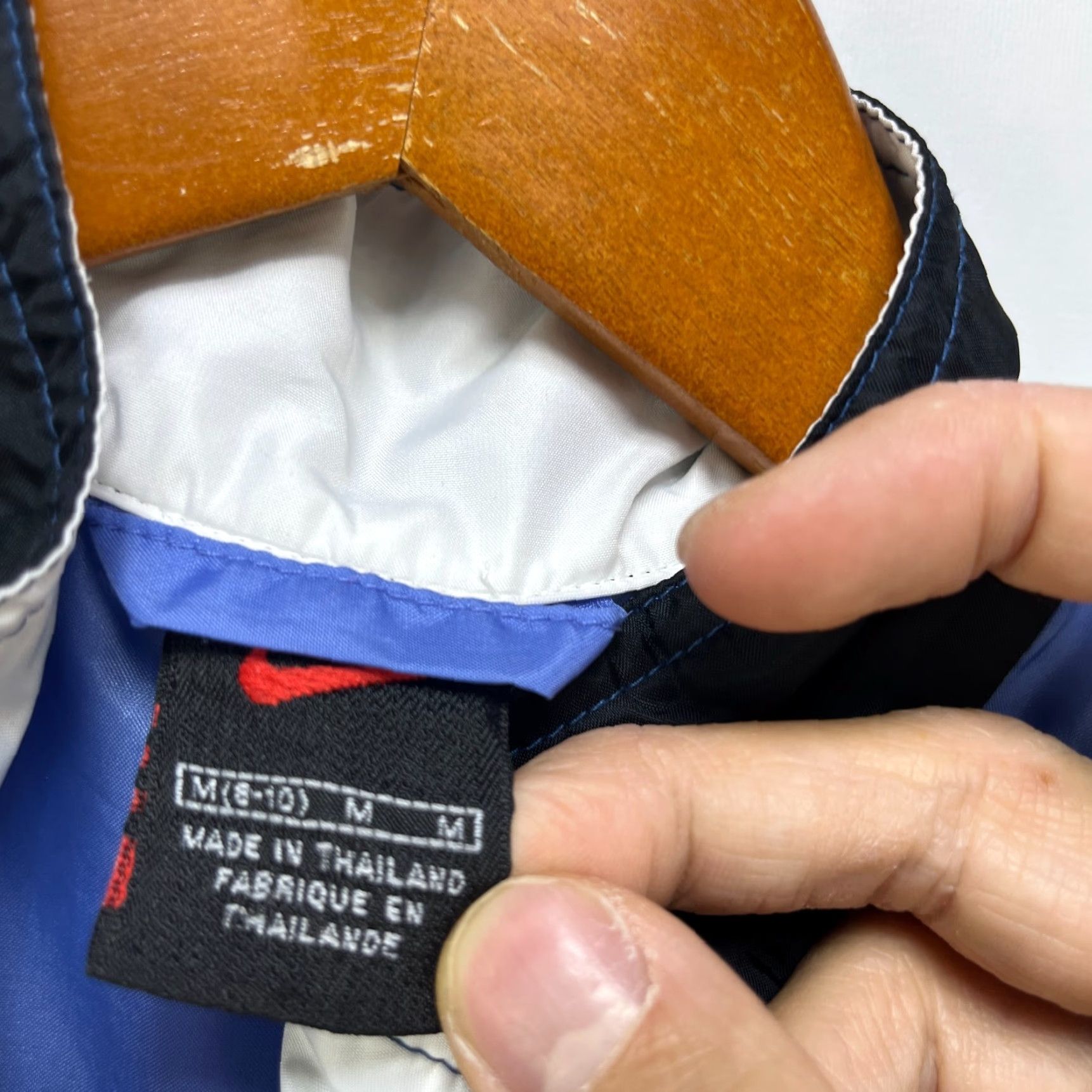 Nike VINTAGE Nike Windbreaker Vest Full Zip Hooded M Womens 90s Blue Logo Nylon Softshell Mid-Length Jacket/Coat - Timberland Weathergear Size M / US 6-8 / IT 42-44 - 5 Thumbnail
