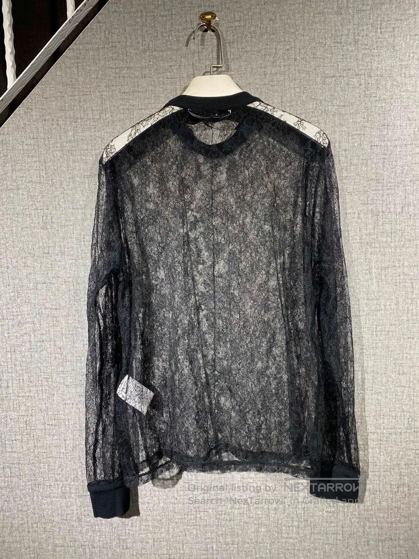 Givenchy givenchy women's lace top. Size S / US 4 / IT 40 - 2 Thumbnail