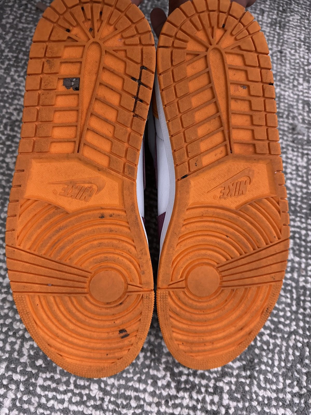 Jordan Brand Jordan 1 brotherhood Size US 10.5 / EU 43-44 - 4 Thumbnail