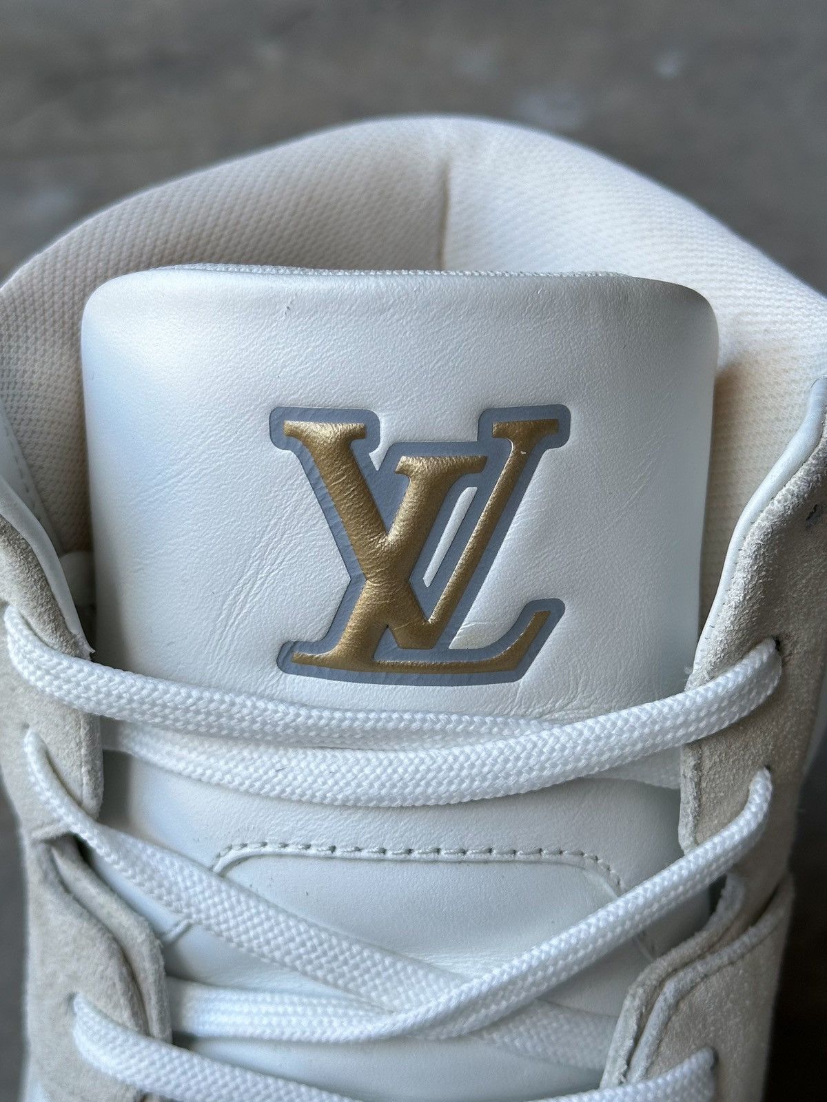 Louis Vuitton Louis Vuitton High Top Trainers Size US 9 / EU 42 - 12 Thumbnail
