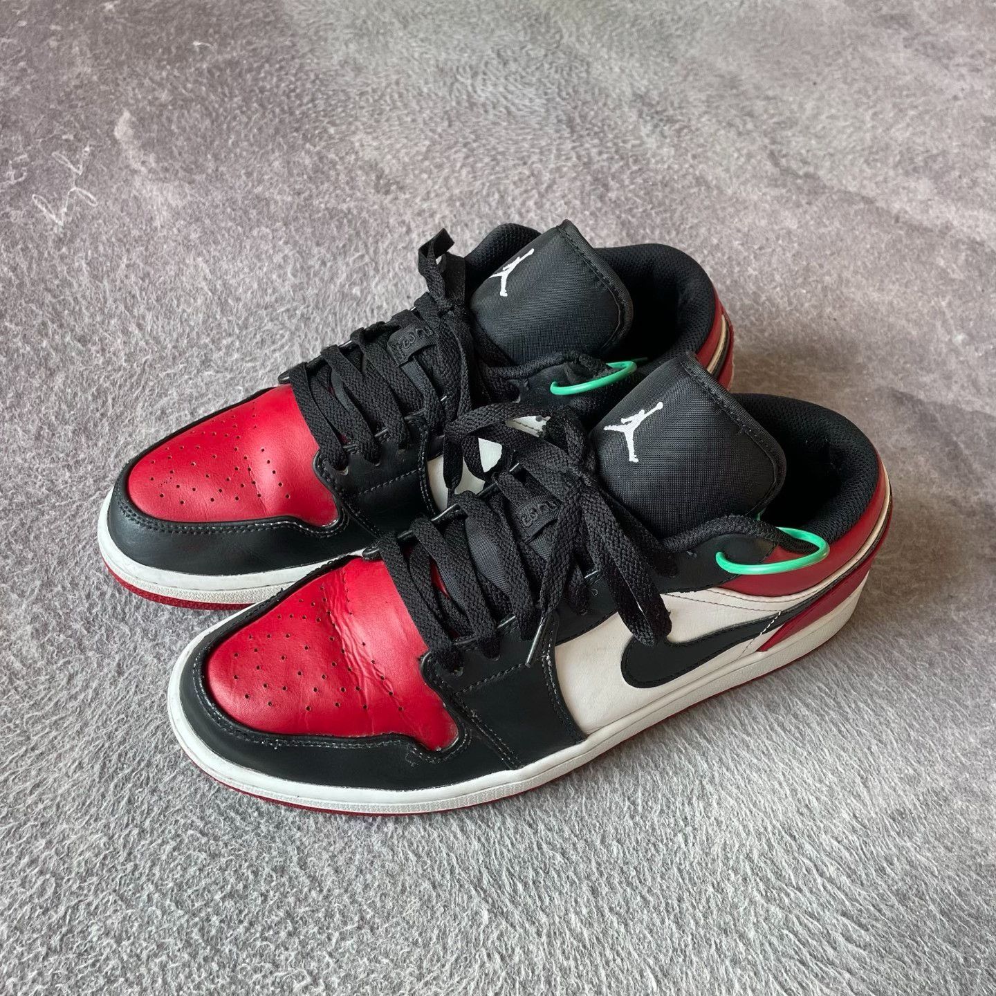Nike Nike Black Lowtop Sneakers 45 Men Size US 11.5 / EU 44-45 - 1 Thumbnail