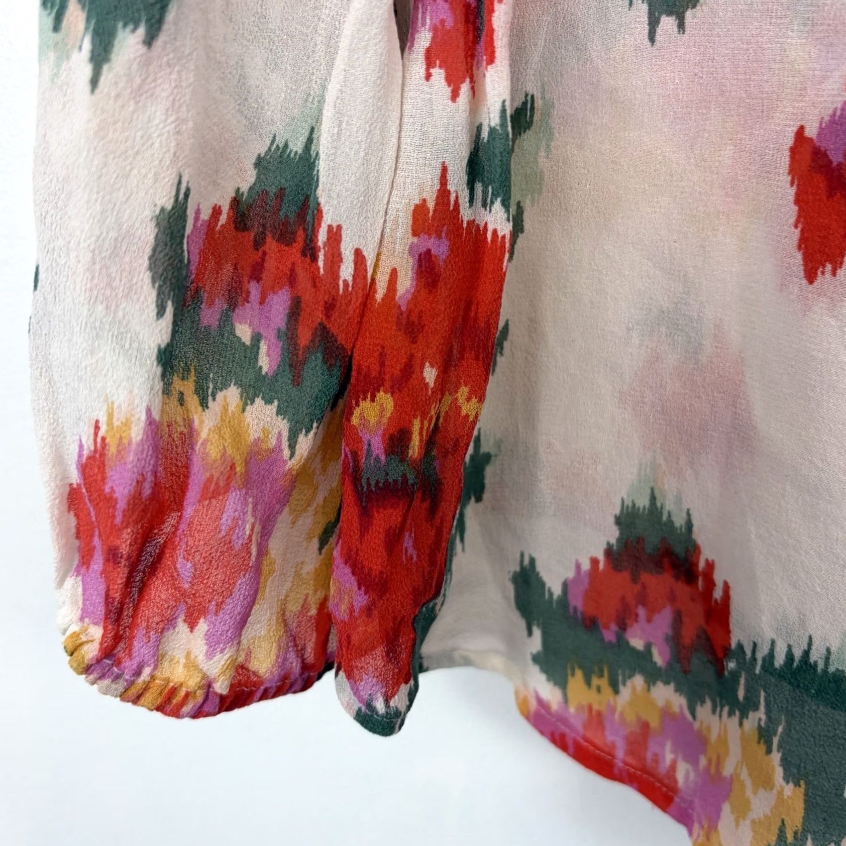 Joie JOIE Blouse Shirt Womens S Floral Tunic Sheer Silk Chiffon V-Neck Long Sleeve Button Dry Clean Only Ivory Peasant Smocked Boho Casual 100% Silk Size S / US 4 / IT 40 - 6 Thumbnail