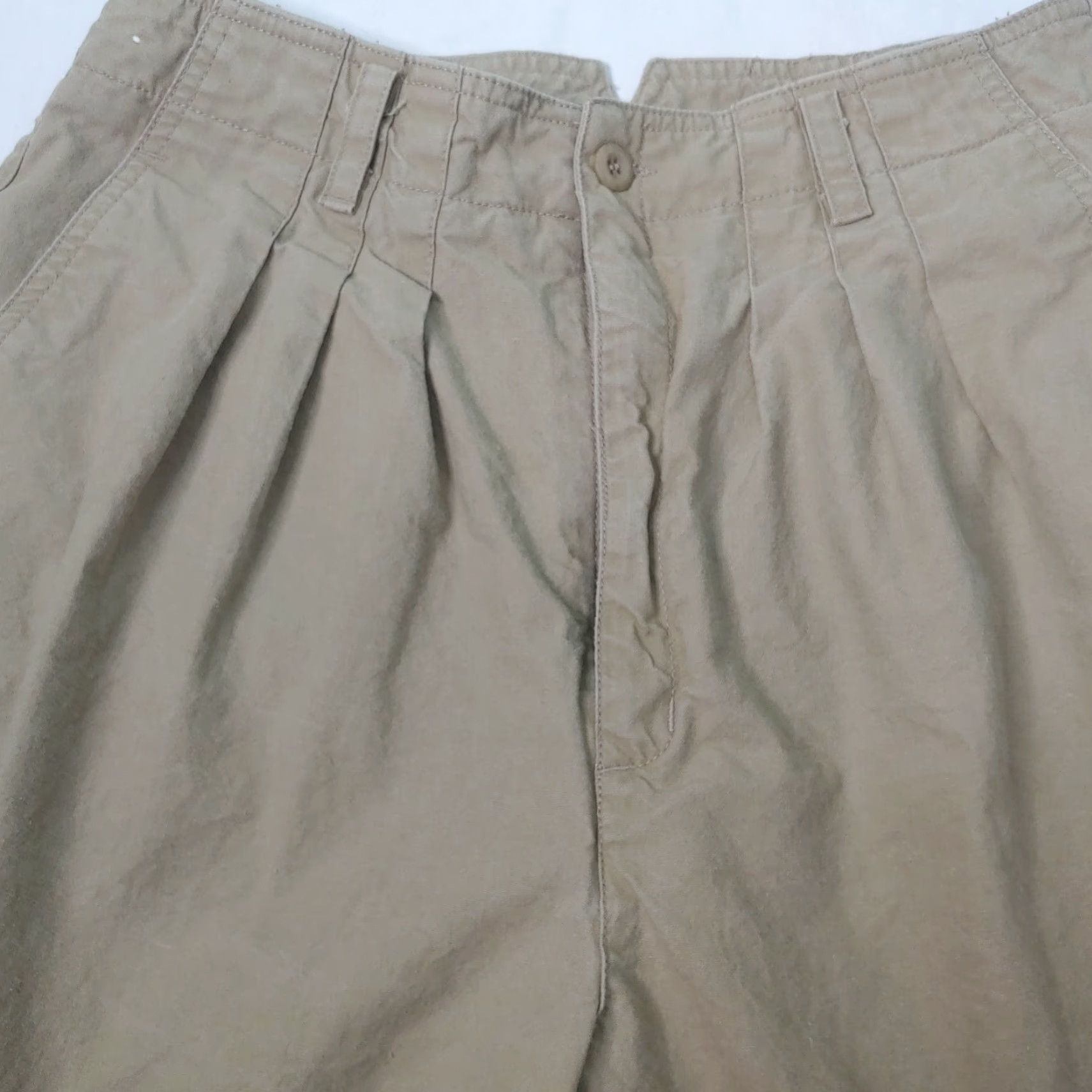 Vintage VINTAGE LL Bean Bermuda 90s Women 16 28" Short Pleated Beige Hiking EUC Pants Women Size 38" / US 16 / IT 52 - 8 Thumbnail