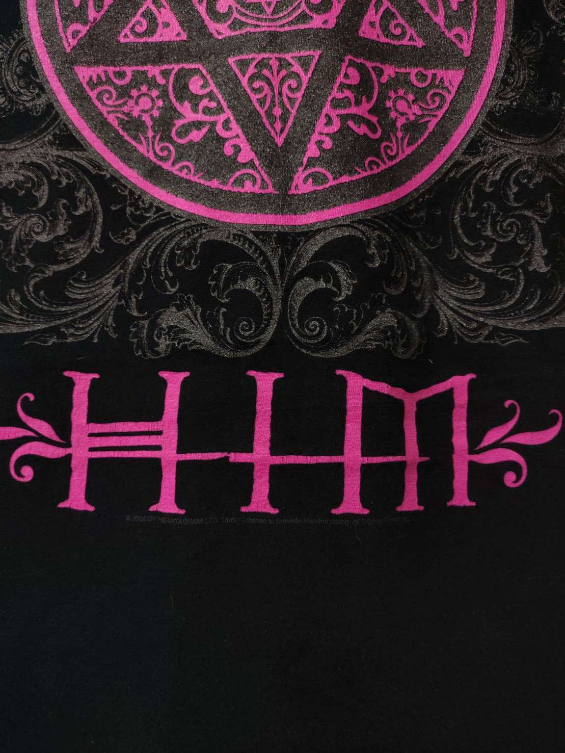 Band Tees Vtg 00's Him " Heartagram " Glitter Screen T-Shirt Size US XL / EU 56 / 4 - 5 Thumbnail