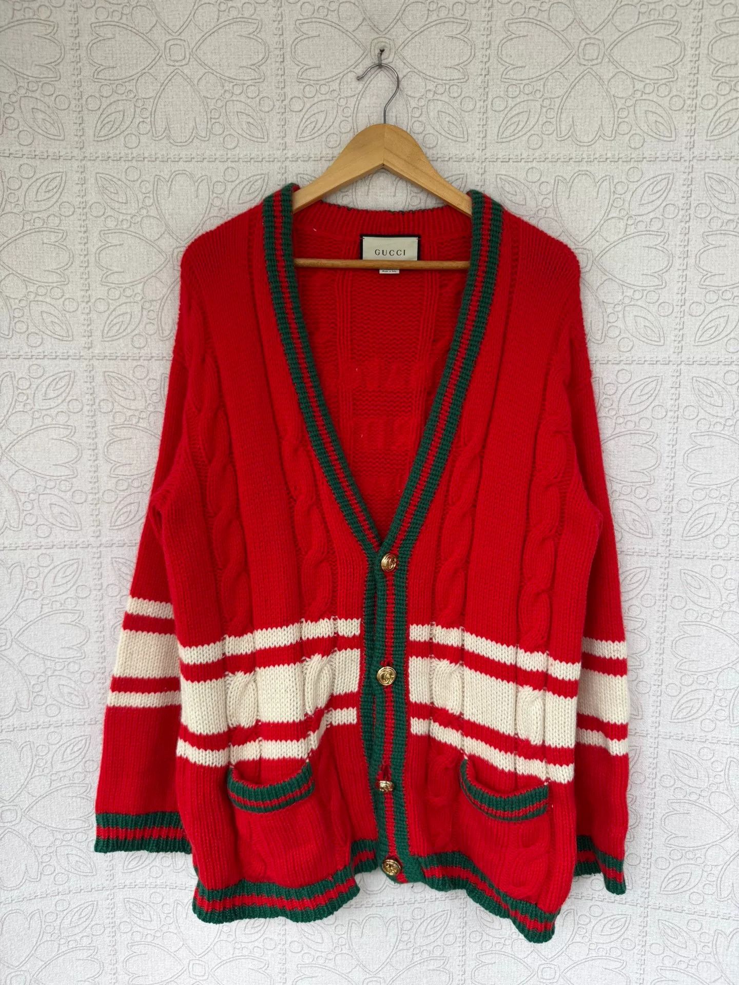 Gucci Gucci Red Knitted Cardigan with Logo Size XS / US 0-2 / IT 36-38 - 1 Thumbnail