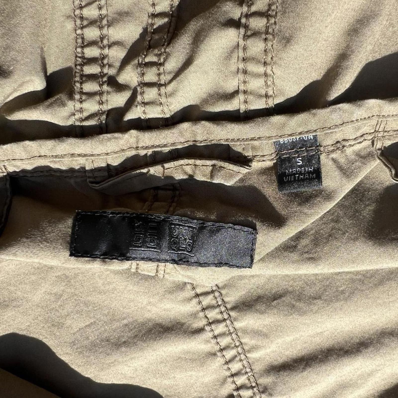 Uniqlo Uniqlo Khaki Poplin Mid Length Jacket Size XS / US 0-2 / IT 36-38 - 4 Thumbnail