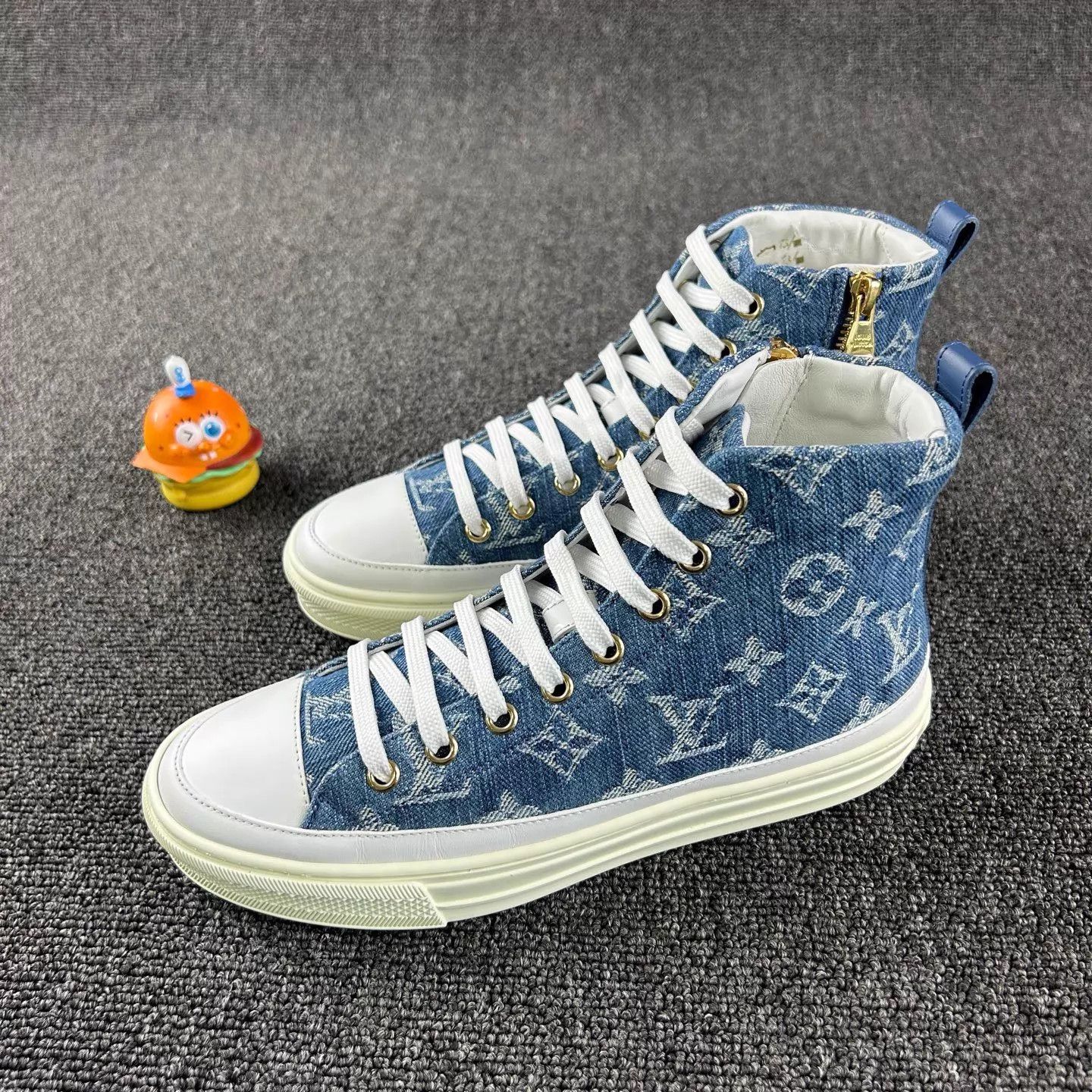 Louis Vuitton LV Monogram Denim Sneaker EUR35 Size US 4.5 / IT 34.5 - 1 Thumbnail