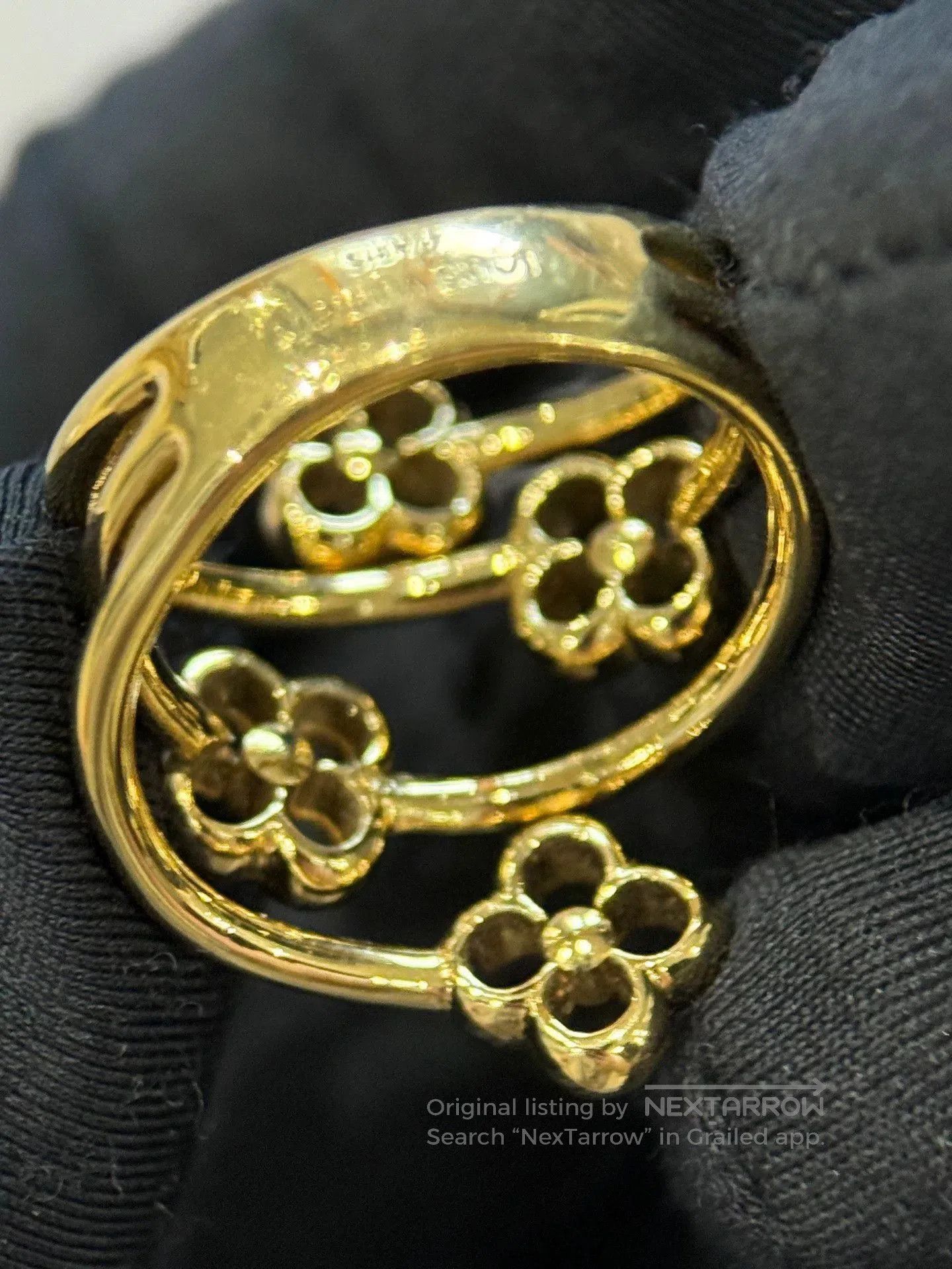 Louis Vuitton gold floral cutout ring. Size ONE SIZE - 5 Thumbnail