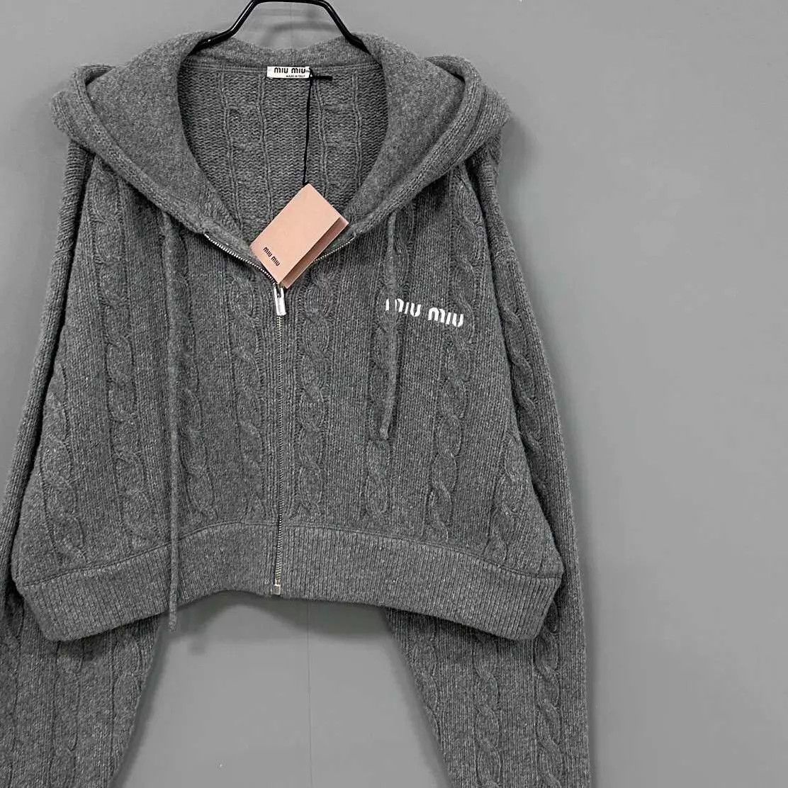 Miu Miu MIU MIU Dark Gray Wool Knit Zipper Jacket Women's 38 new Size XS / US 0-2 / IT 36-38 - 2 Thumbnail