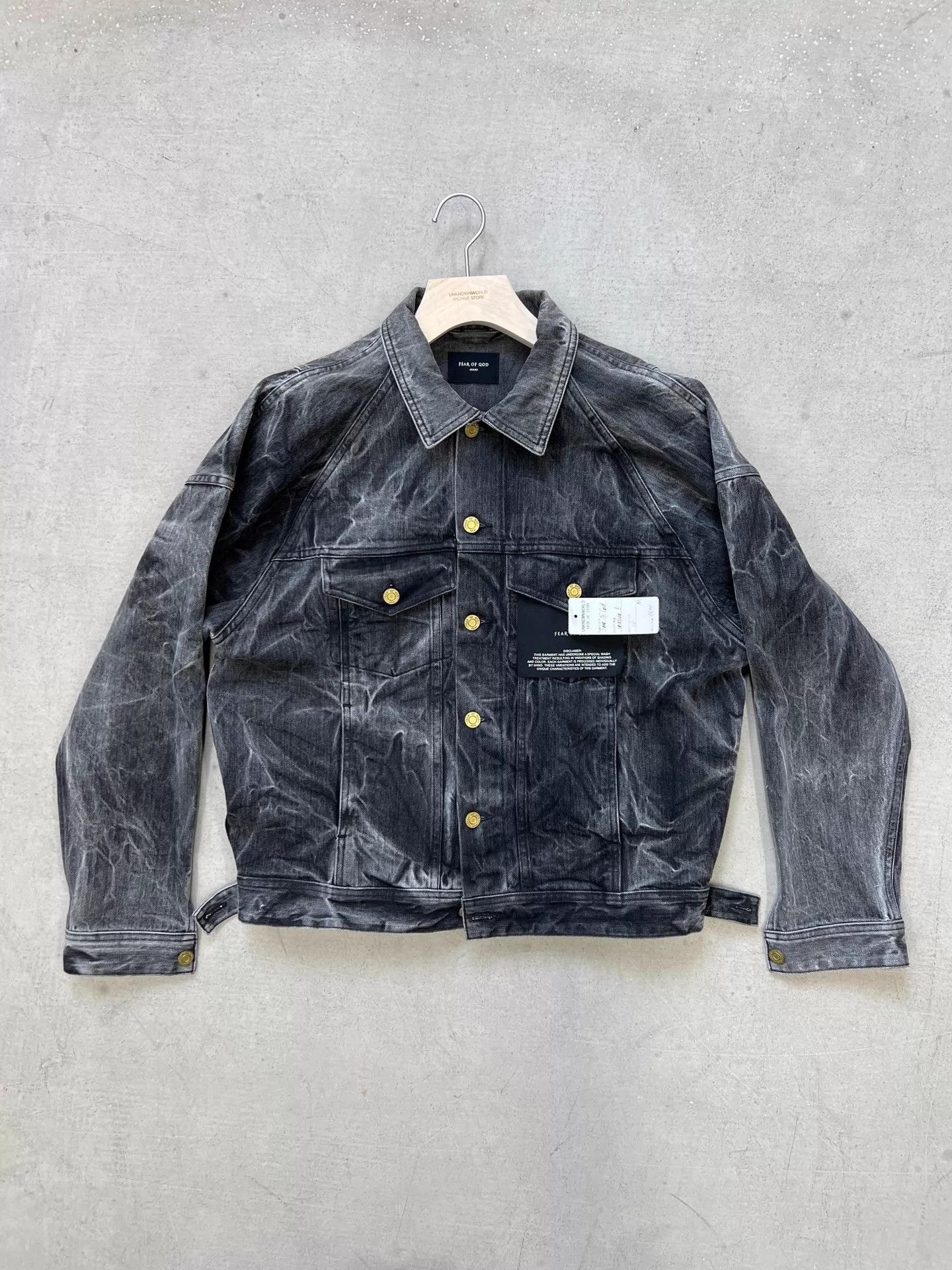Fear of God Fear Of God 5th Rinsed Denim Wide Short Jacket M Size US M / EU 48-50 / 2 - 1 Thumbnail