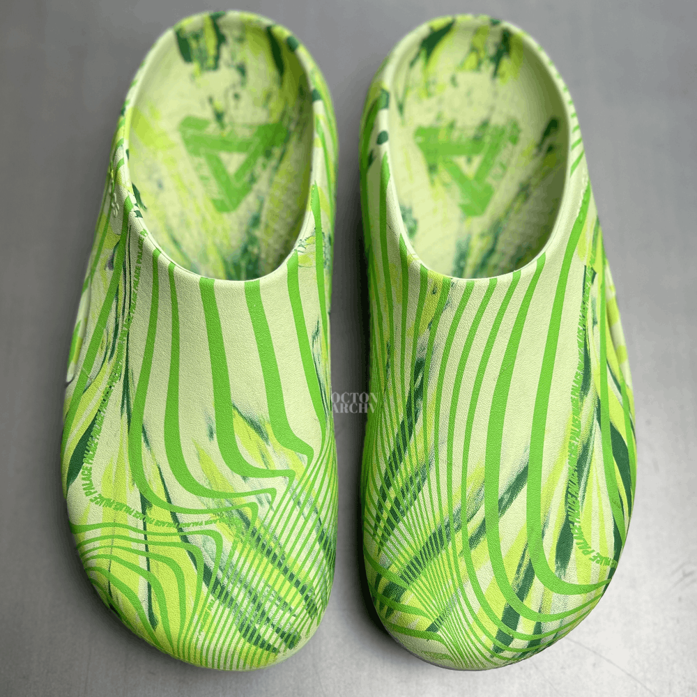 Palace Crocs | Grailed