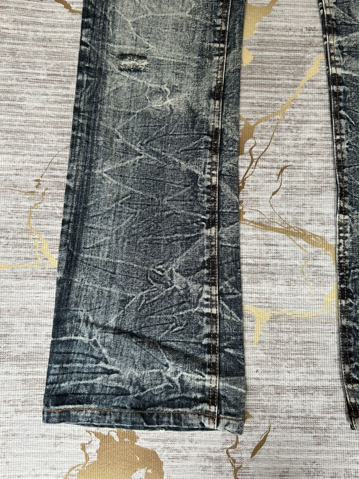 Tornado Mart FLARE Black Barcara Distressed Claw Marks Design Denim Size US 30 / EU 46 - 6 Thumbnail