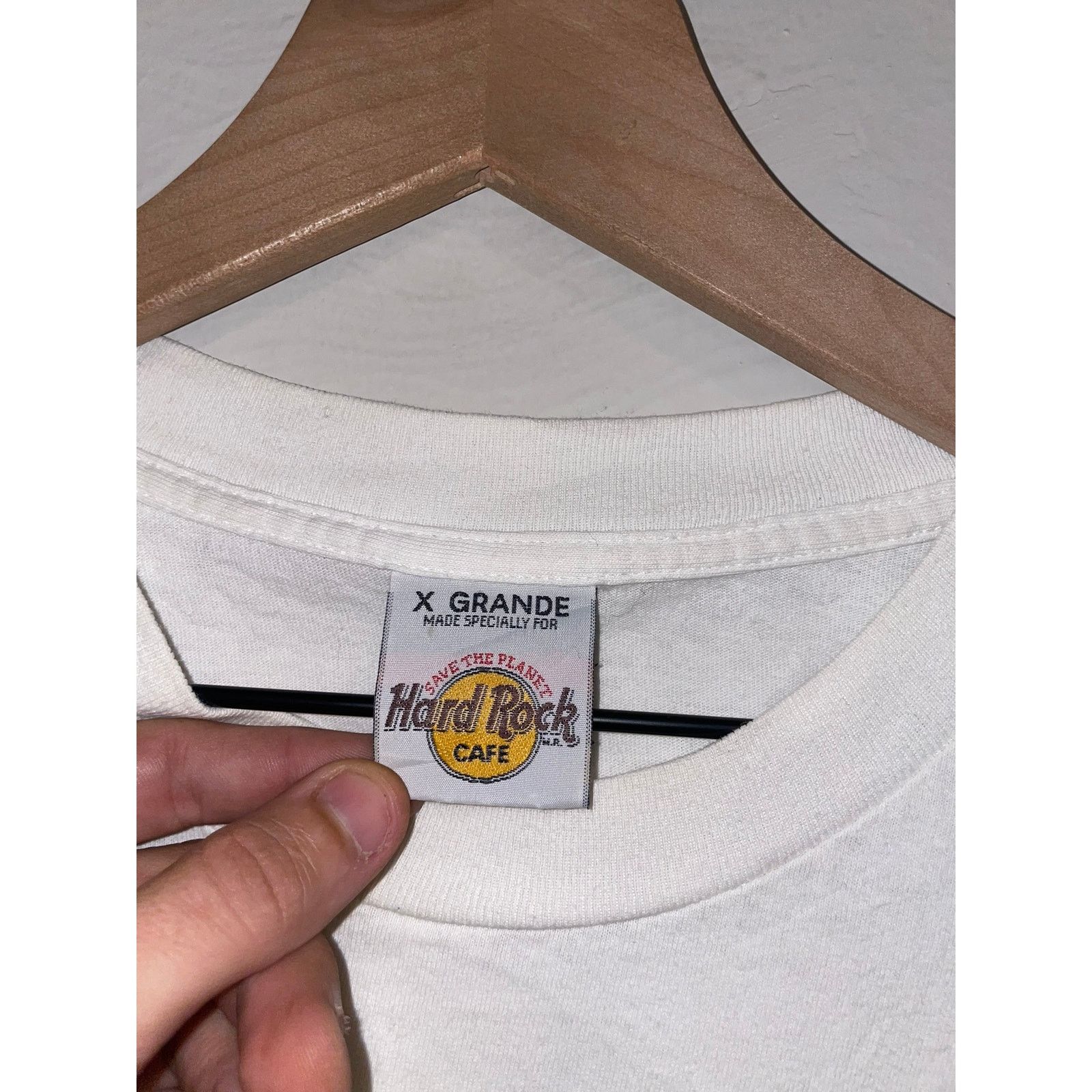 Hard Rock Cafe Vintage Spring Break Hard Rock Cafe Cancun White XL Shirt Size US XL / EU 56 / 4 - 8 Thumbnail