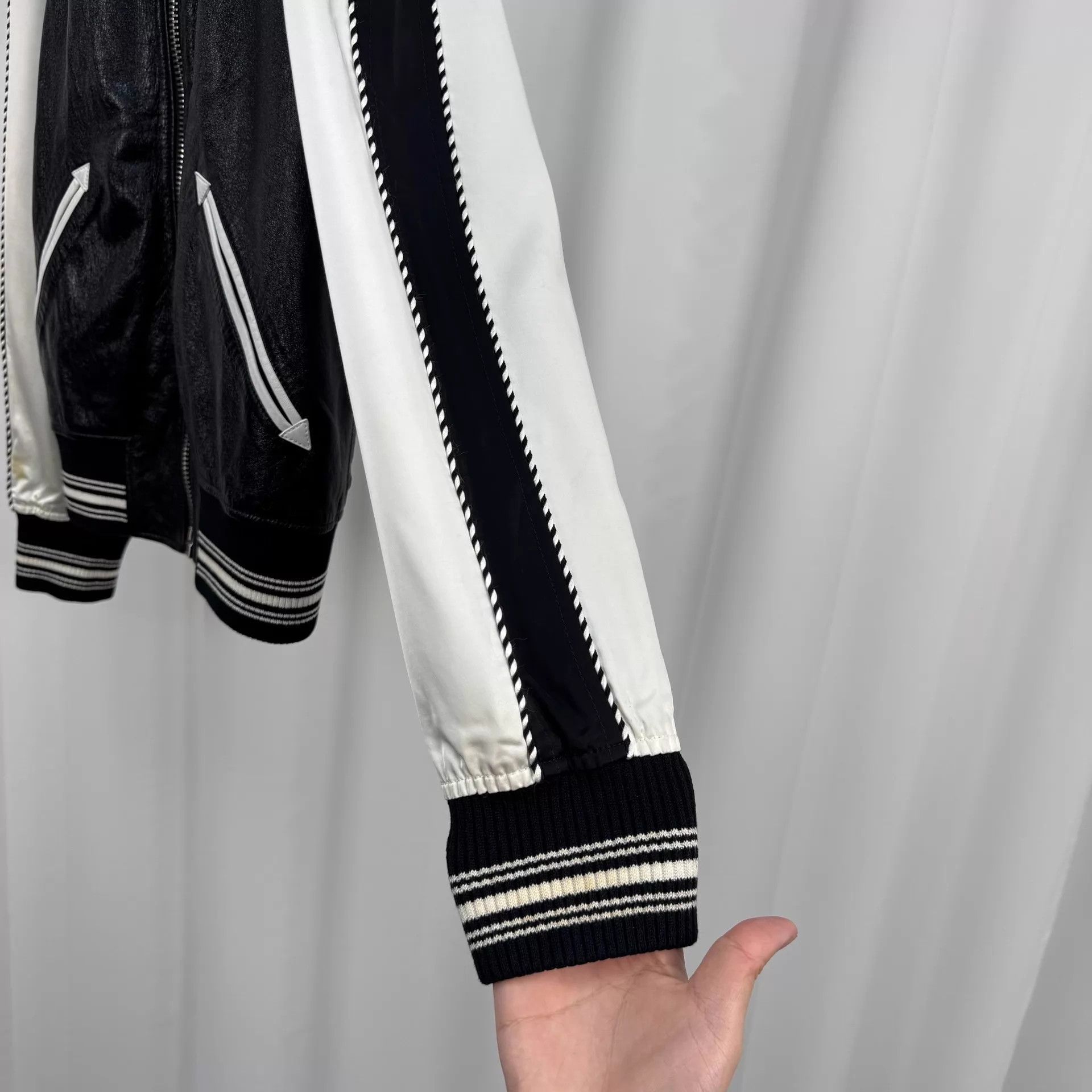 Givenchy Givenchy Star Lambskin Baseball Jacket 48 95 New Size US M / EU 48-50 / 2 - 4 Thumbnail