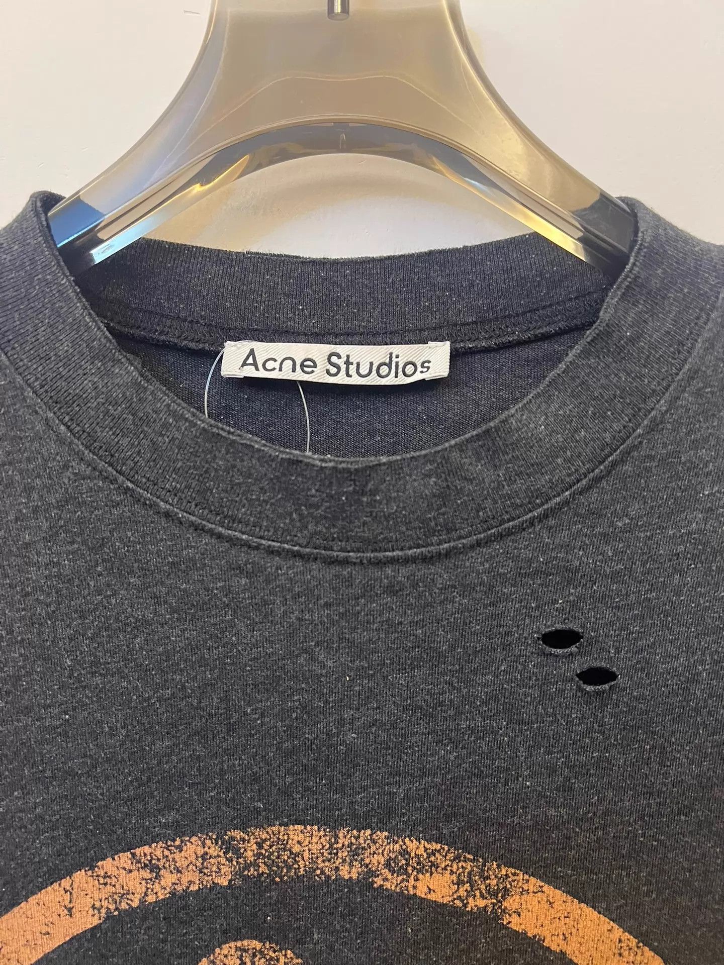 Acne Studios Acne Distressed Circular Logo Unisex Short Tee XS Size US XS / EU 42 / 0 - 2 Thumbnail
