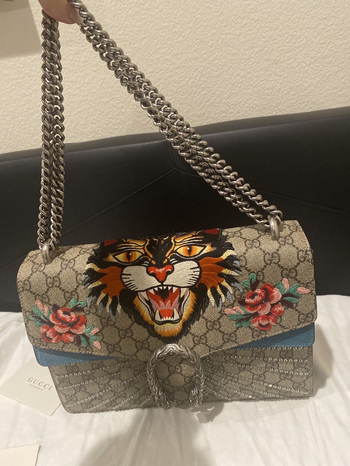 Gucci GG Supreme Monogram Angry Cat Embroidered Dionysus bag. Size ONE SIZE - 1 Thumbnail