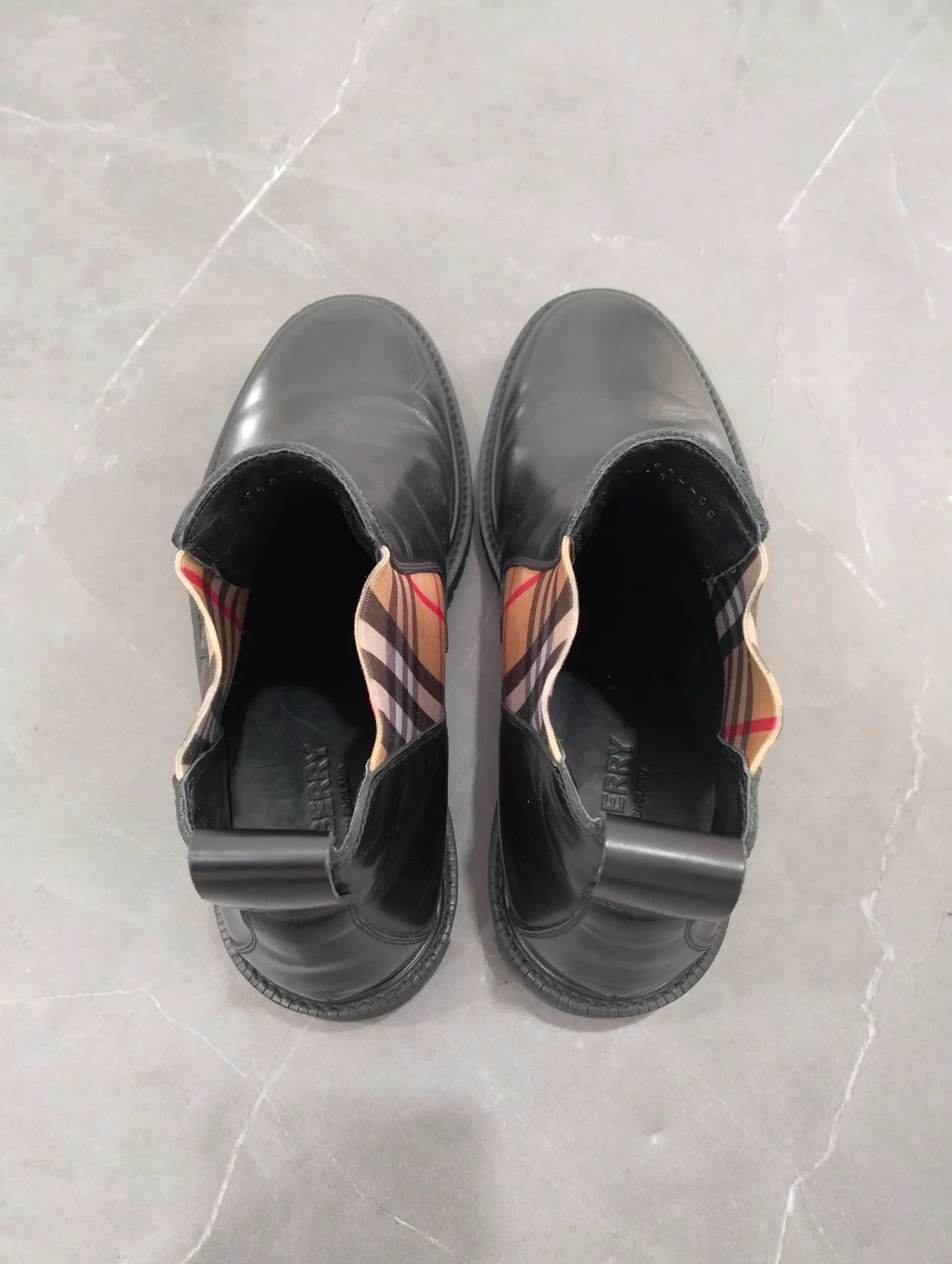 Burberry Burberry Men's Check Chelsea Boots 41 EU Size US 8 / EU 41 - 7 Thumbnail