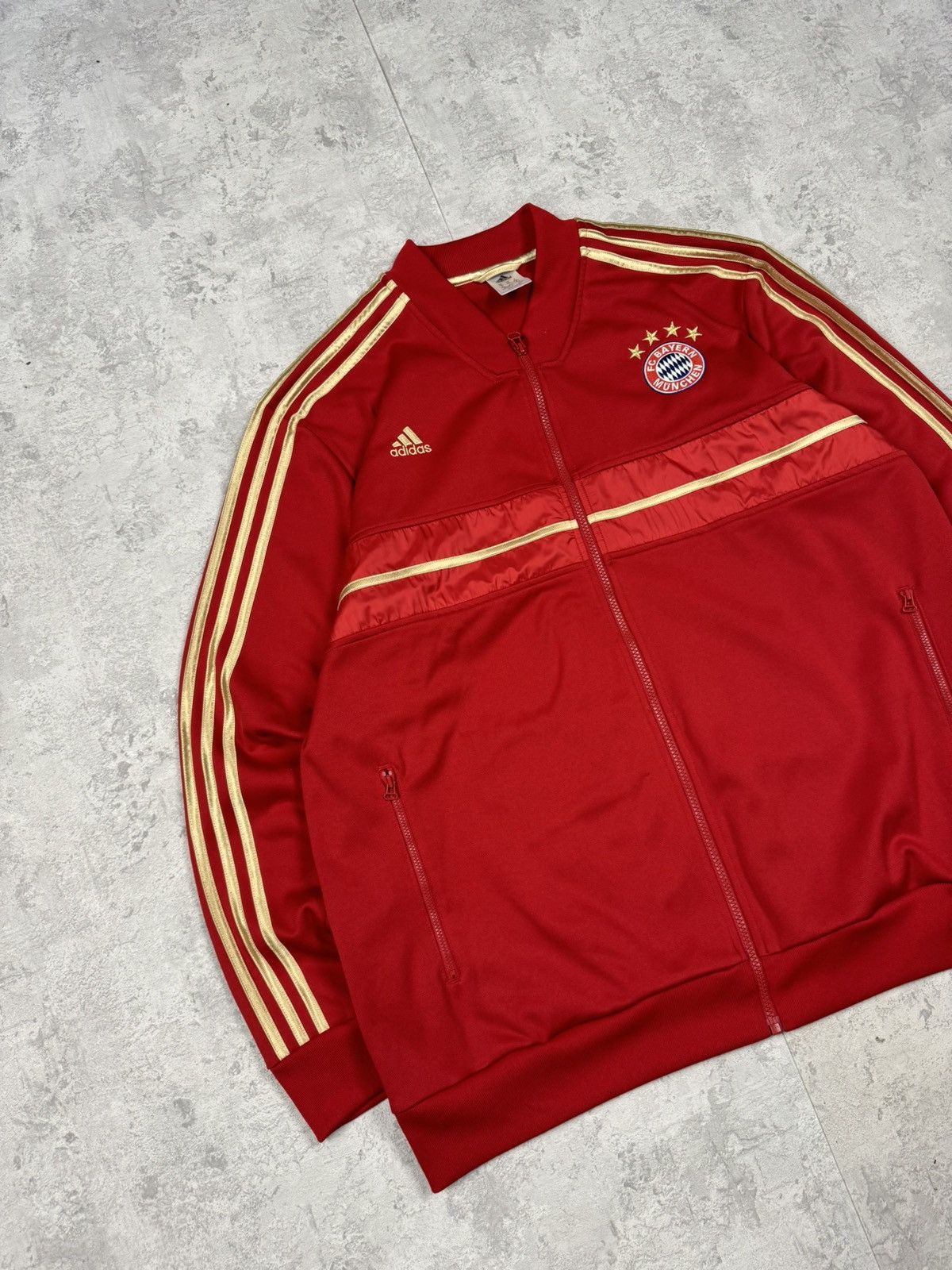 Adidas Adidas Bayern Munich 4 Star Track Jacket Red Gold Mens 2XL Size US XXL / EU 58 / 5 - 2 Thumbnail
