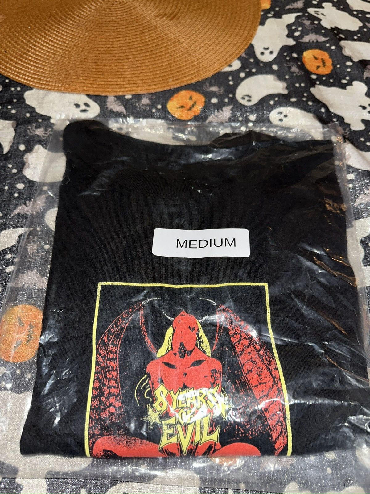 Half Evil Half Evil - 8 YEAR TEE (MEDIUM) Size US M / EU 48-50 / 2 - 2 Thumbnail