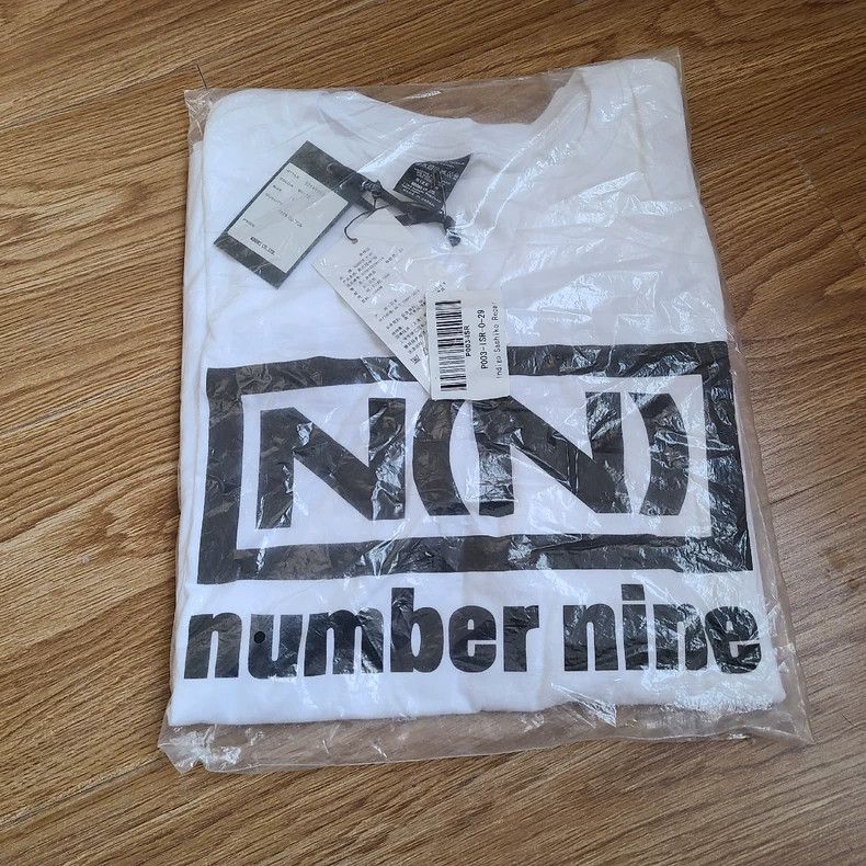 Number (N)ine Number (N)ine Short sleeves 2502-Nextarrow Size US XXL / EU 58 / 5 - 5 Thumbnail